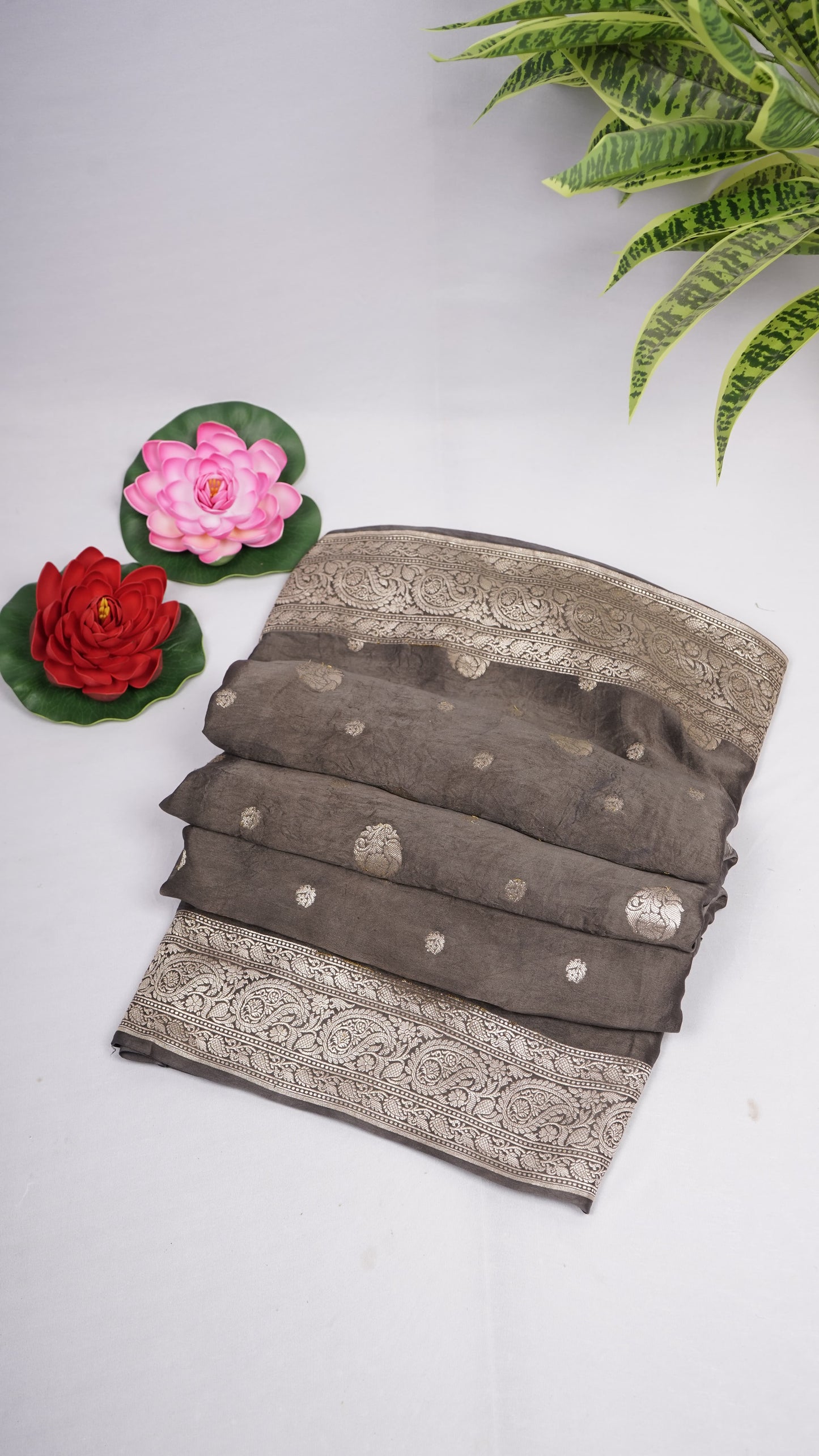 Pure Banarasi Handloom Katan Mashru Silk Saree
