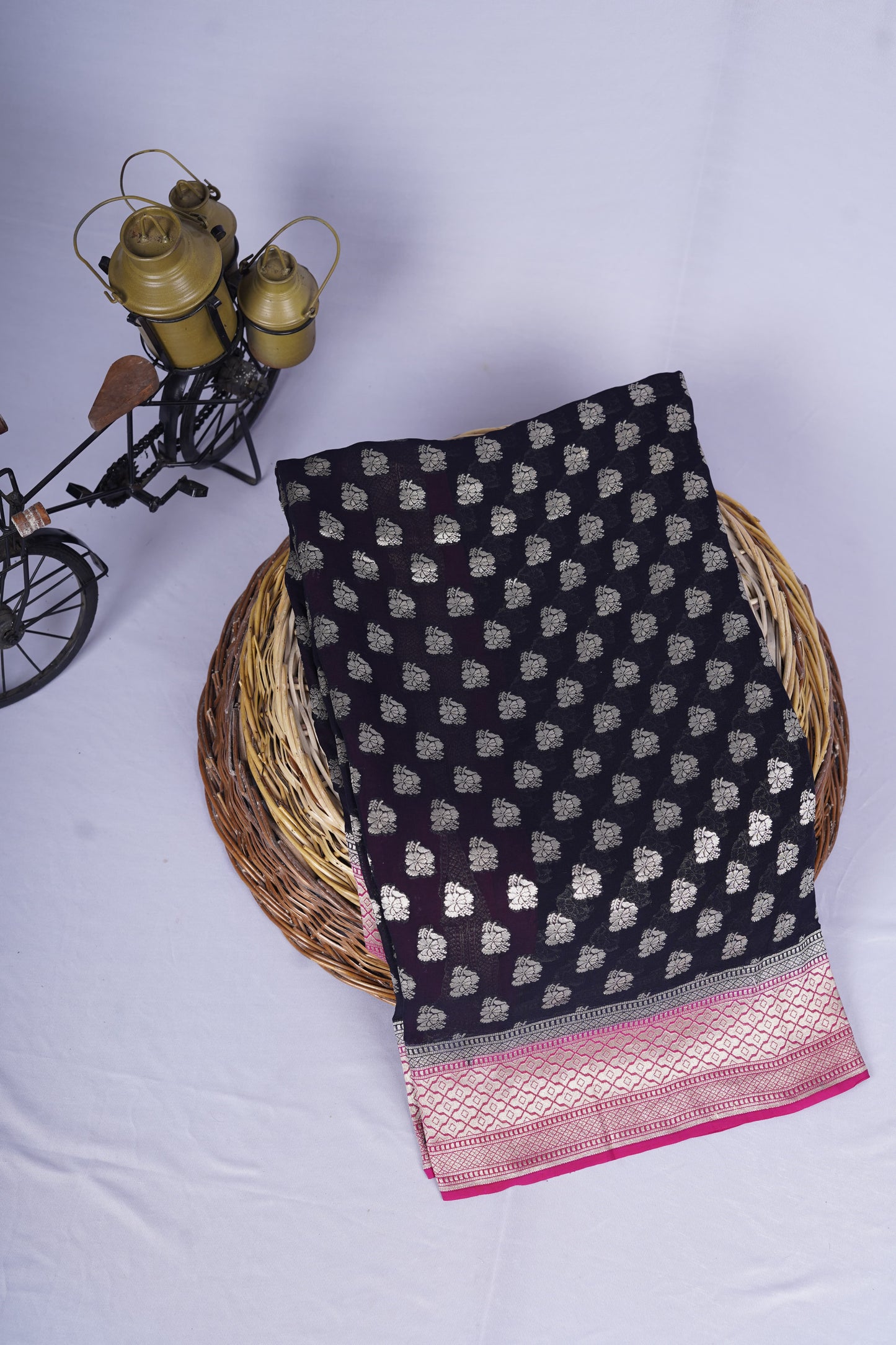 Pure Banarasi Handloom Khaddi Georgette Silver Buti Saree