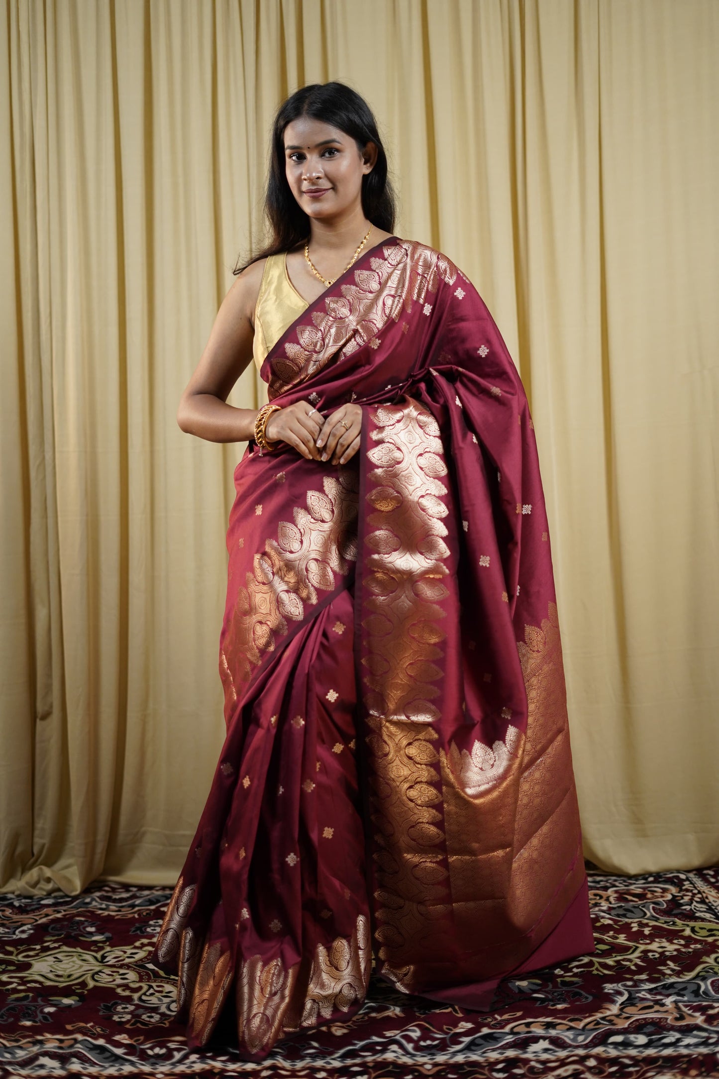 Pure Banarasi Handloom Traditional Boota Saree