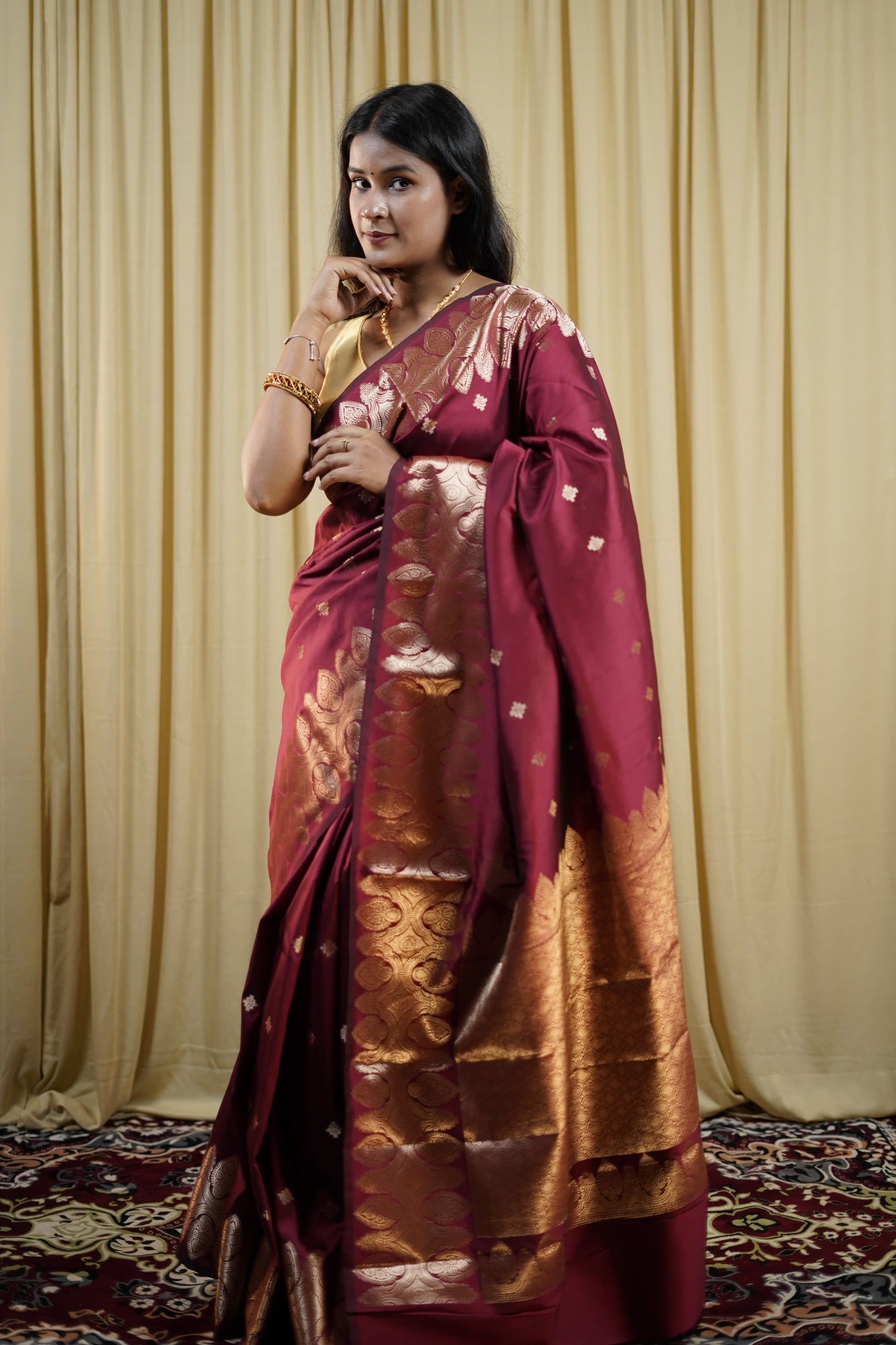 Pure Banarasi Handloom Traditional Boota Saree