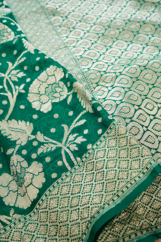 Pure Banarasi Handloom Khaddi Georgette Platinum Jaal Saree