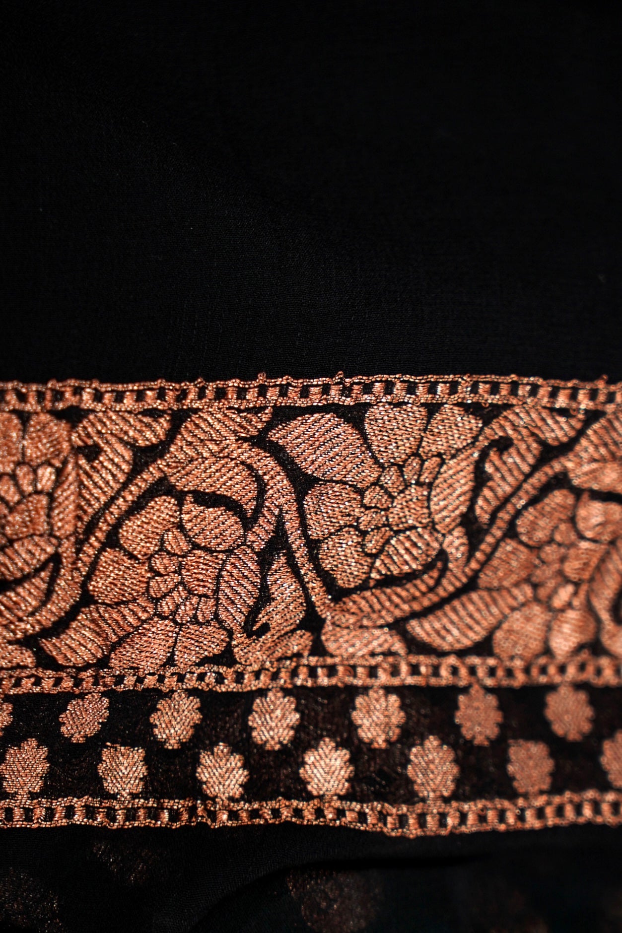 Pure Banarasi Handloom Khaddi Georgette Copper Buti Saree