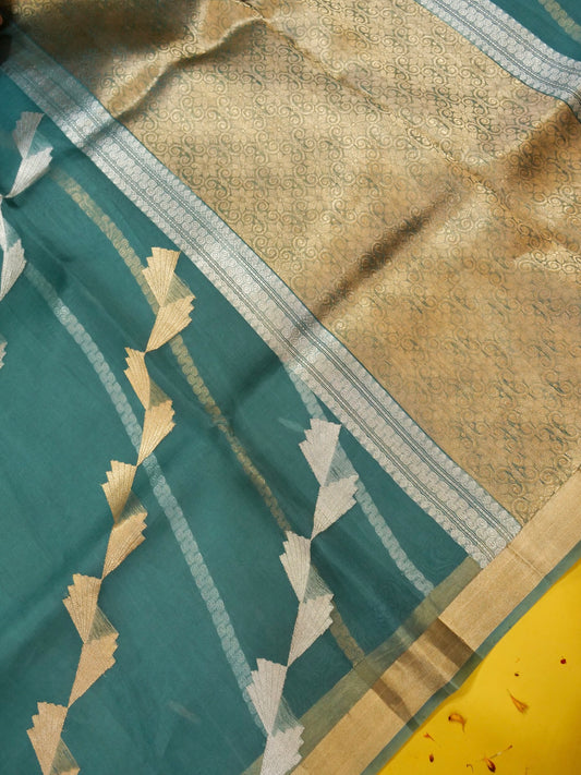 Pure Banarasi Powerloom Kora Silk Saree