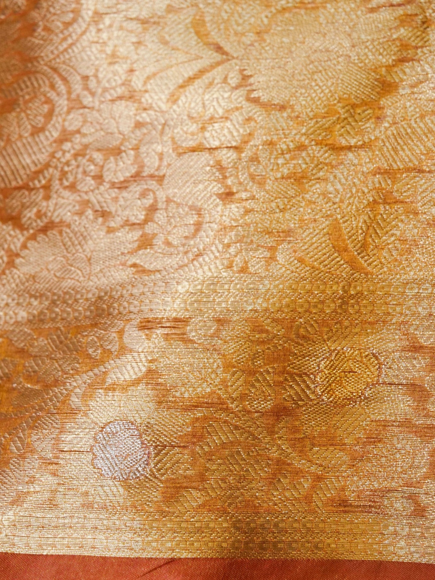 Pure Banarasi Handloom Tissue Cutwork Saree