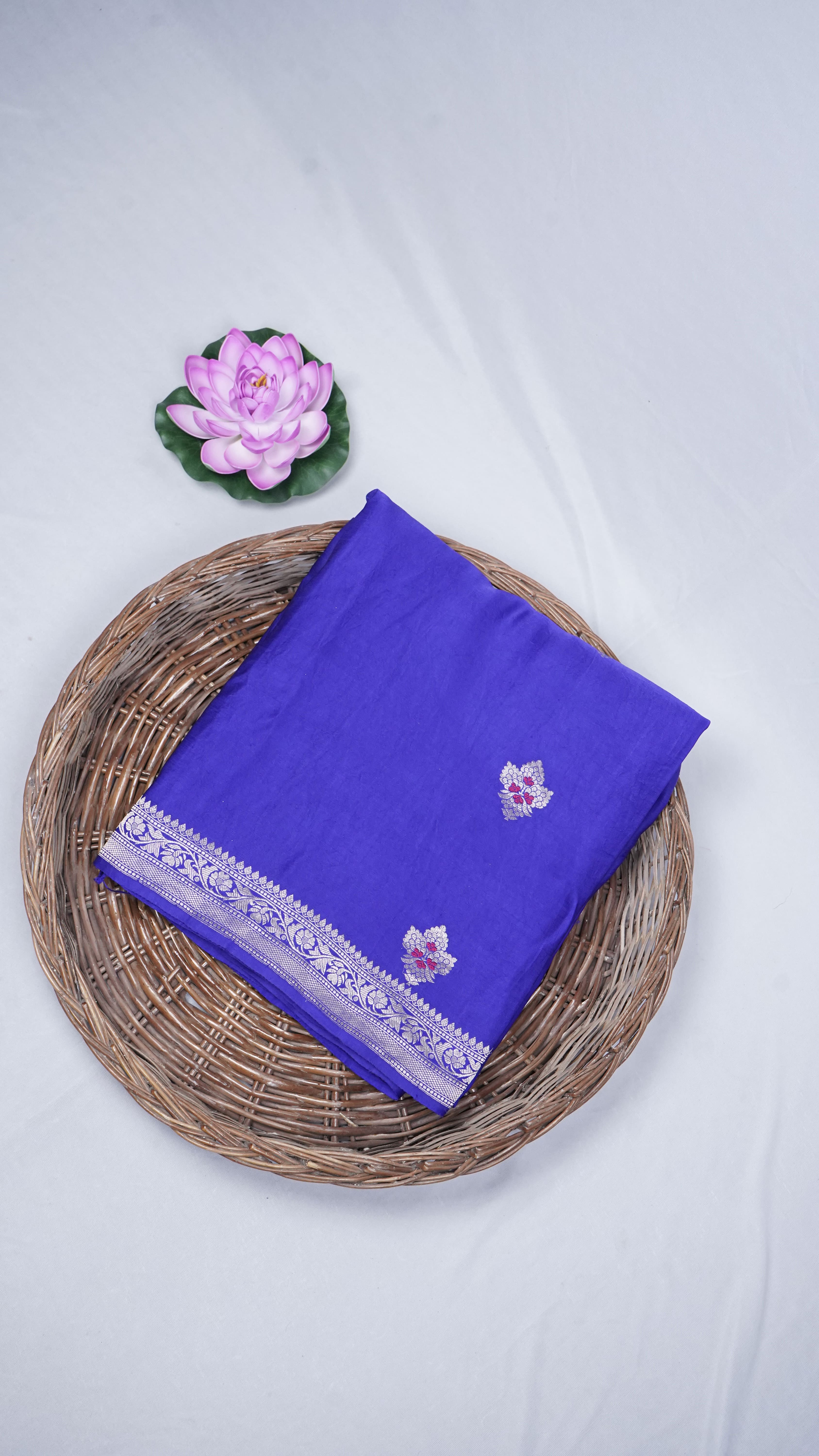 Pure Banarasi Handloom Katan Mashru Kadhwa Boota Saree