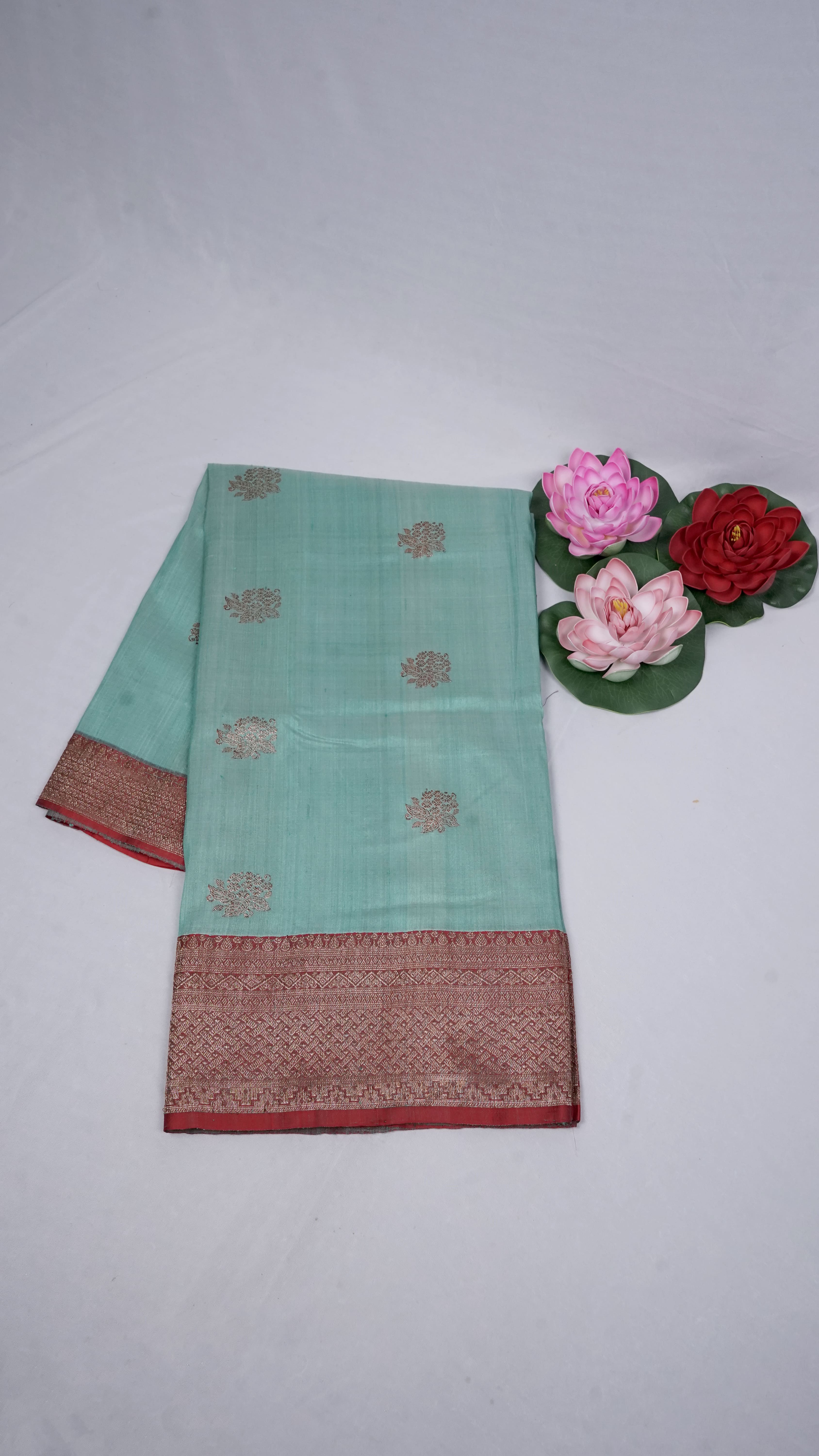 Pure Banarasi Handloom Katan Tussar Boota Saree