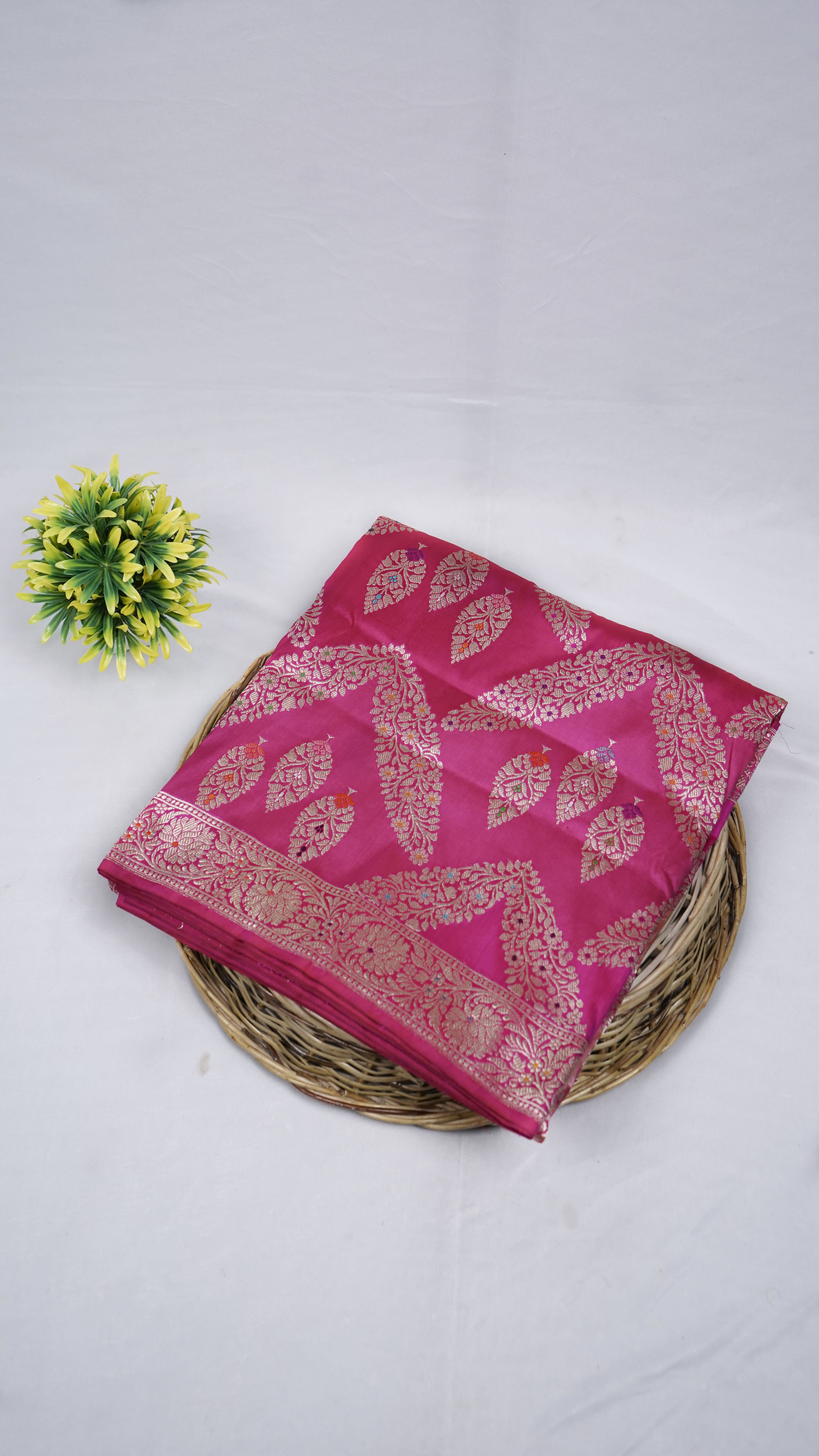 Pure Banarasi Handloom Katan Meenakari Jangla Saree