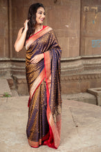 Load image into Gallery viewer, Pure Banarasi Katan Tanchuai Saree
