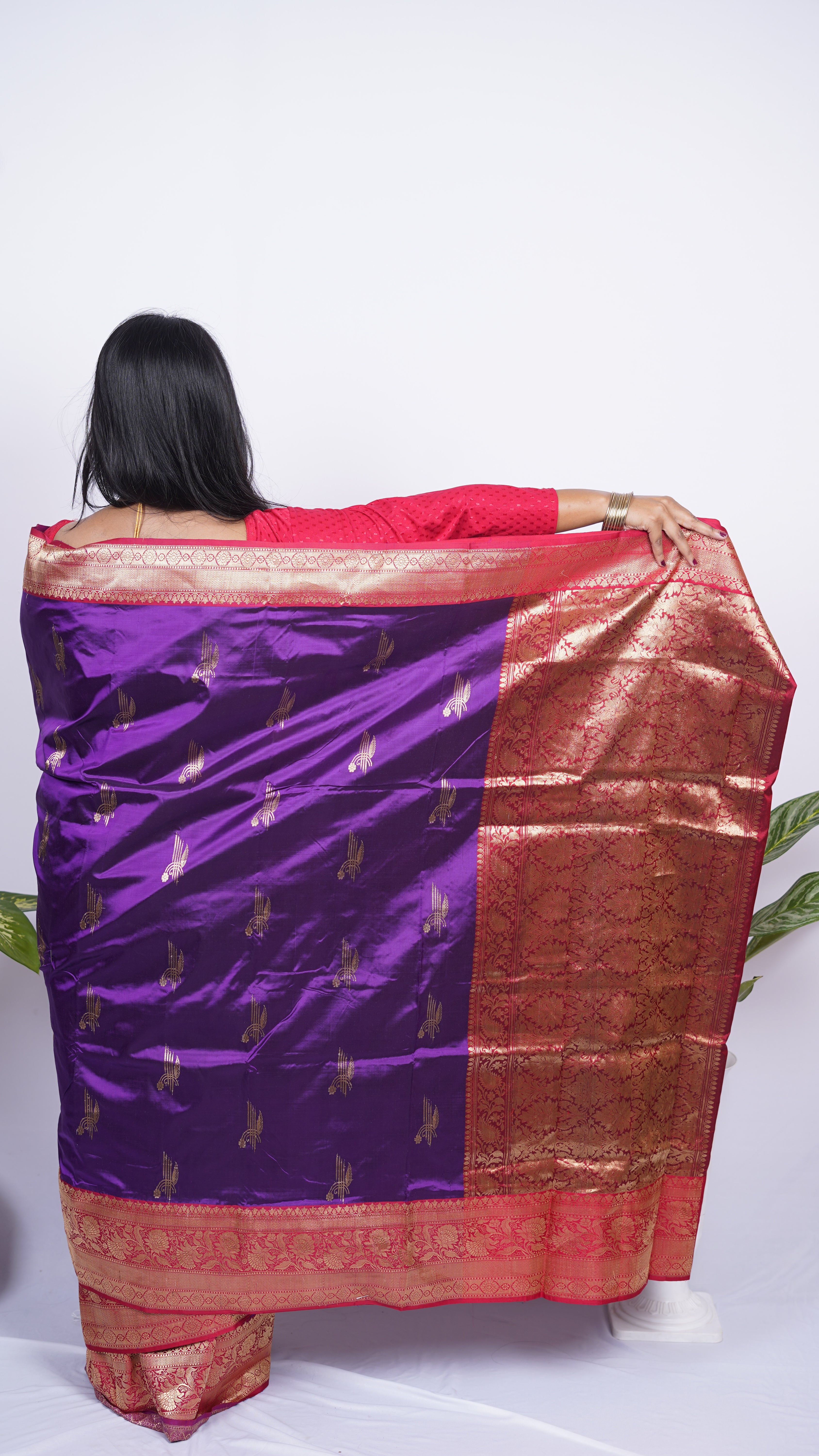 Pure Banarasi Handloom Katan Boota Saree