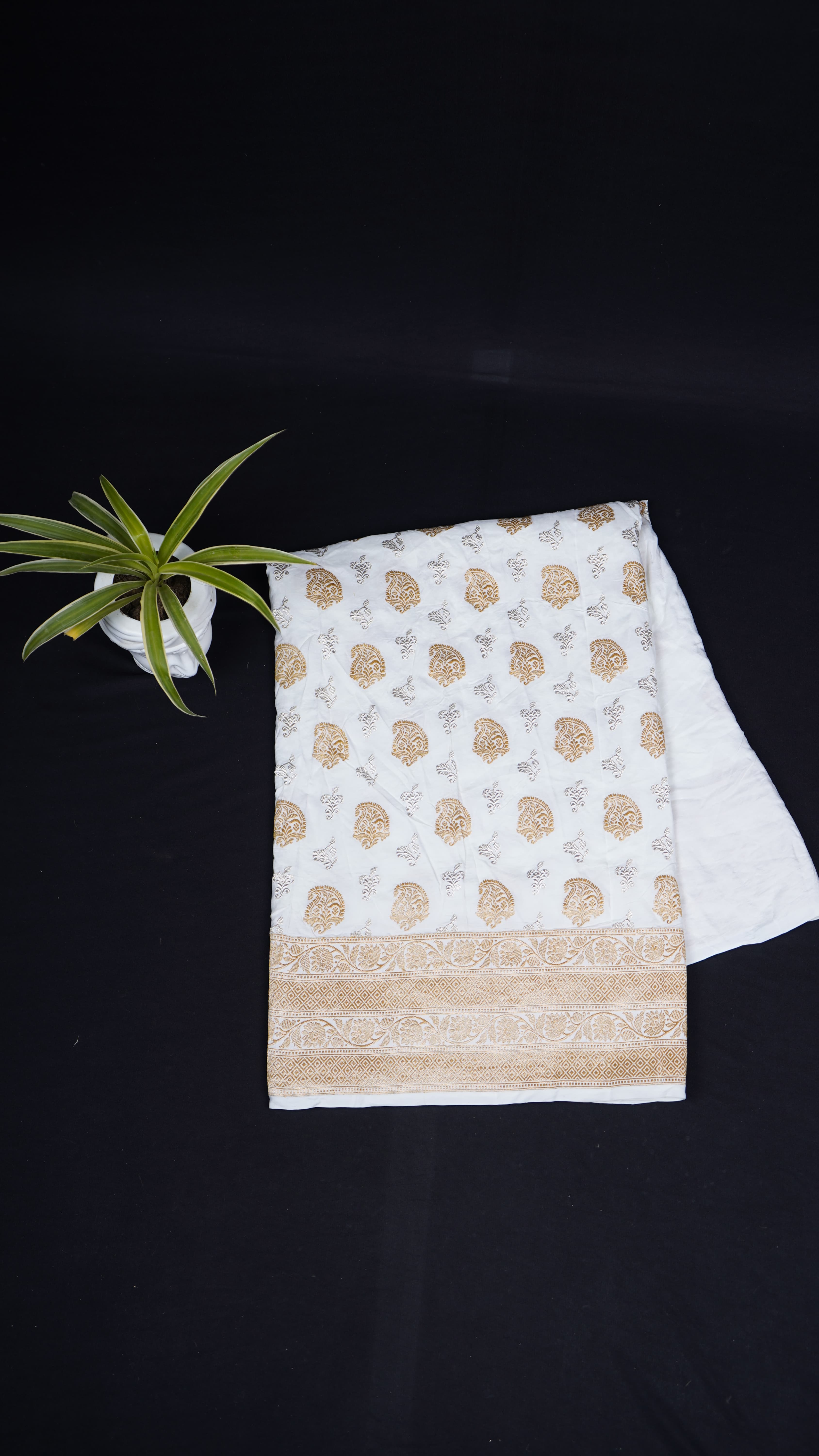 Pure Banarasi Handloom Katan Mashru Real Zari Saree