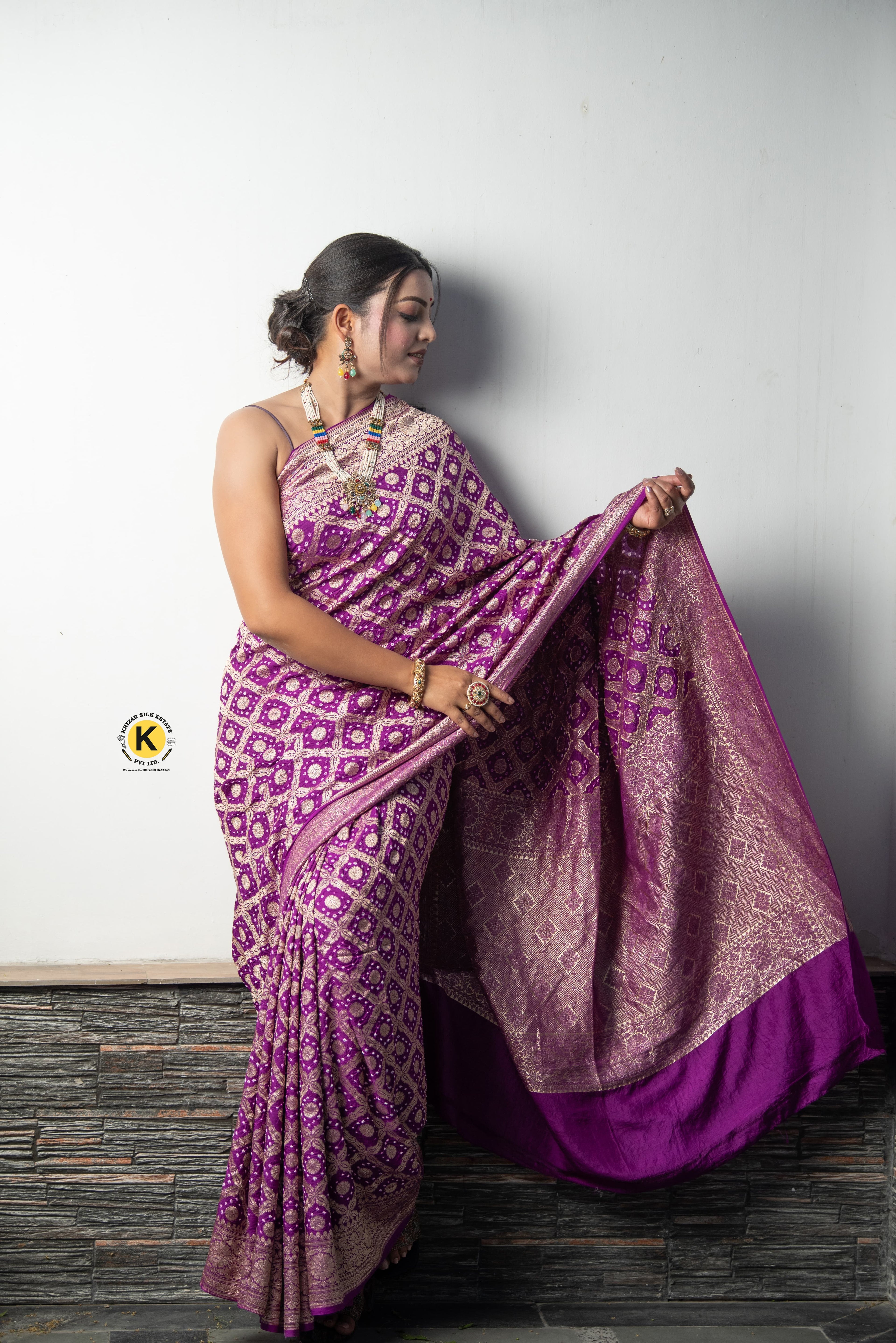 Pure Banarasi Handloom Mashru Bandhej Handwoven Saree