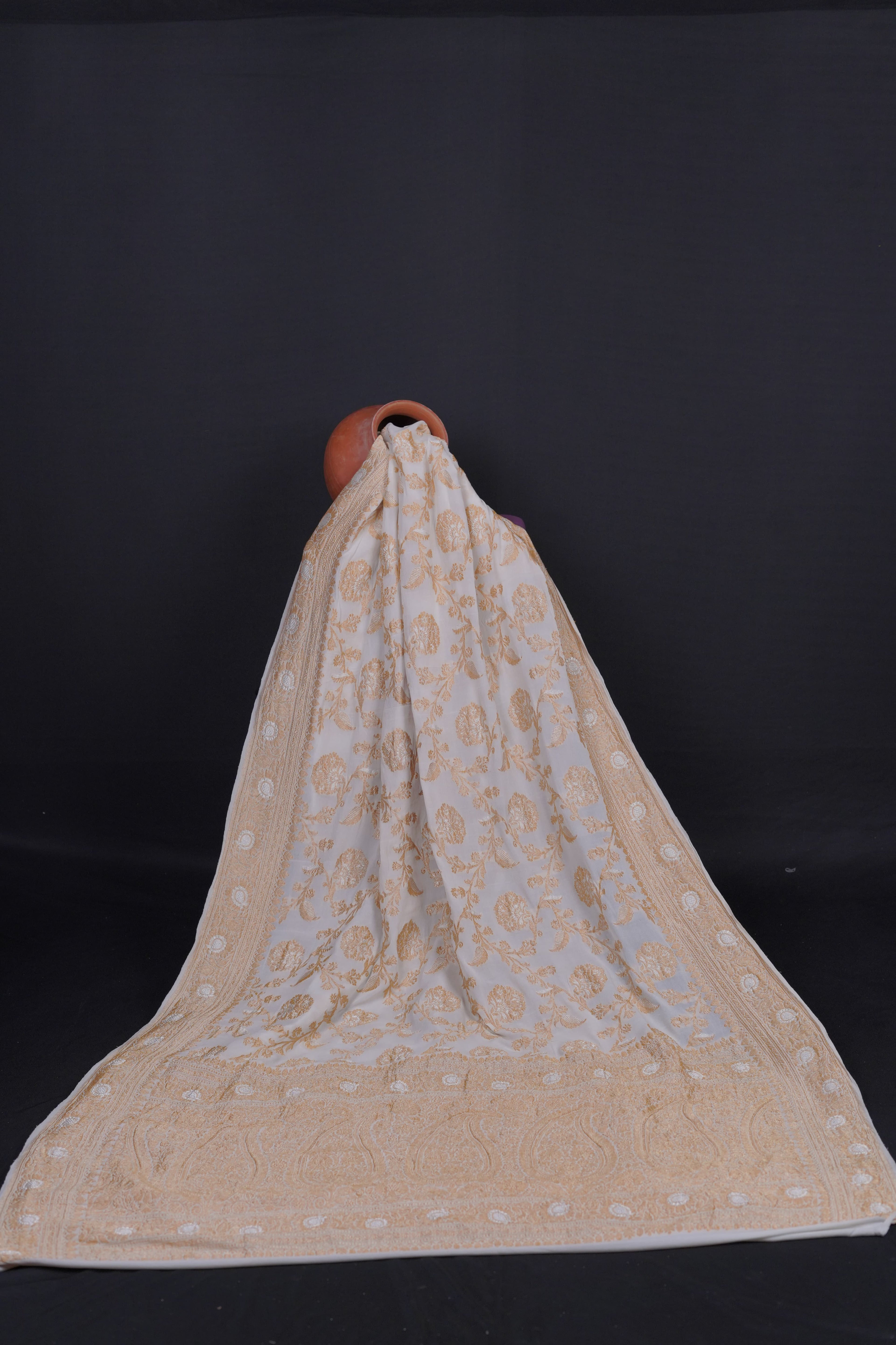 Pure Banarasi Handloom Khaddi Georgette Real Zari Jungla Saree