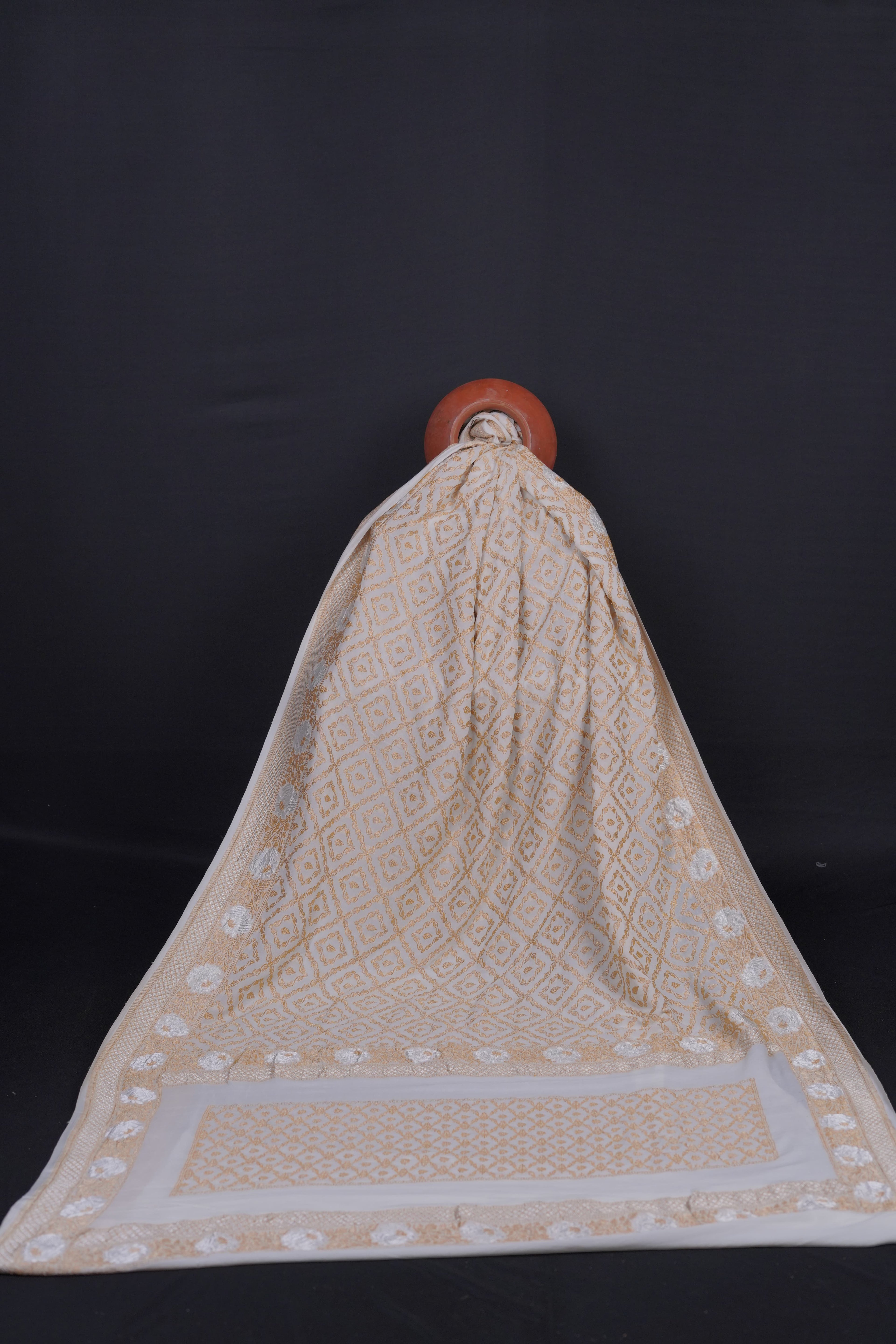 Pure Banarasi Handloom Khaddi Georgette Real Zari Jungla Saree