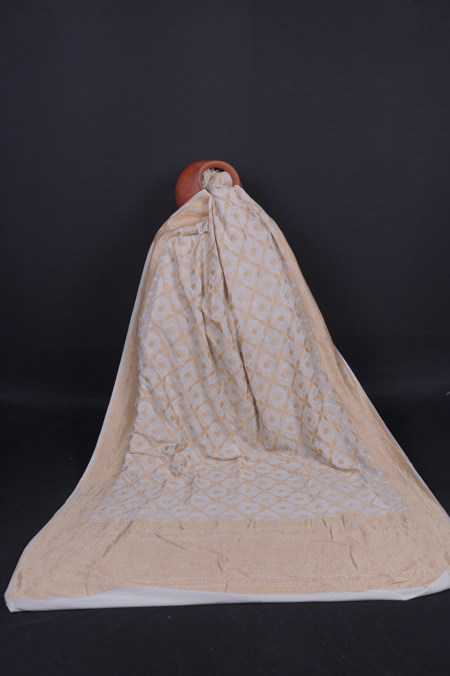 Pure Banarasi Handloom Khaddi Georgette Real Zari Jungla Saree