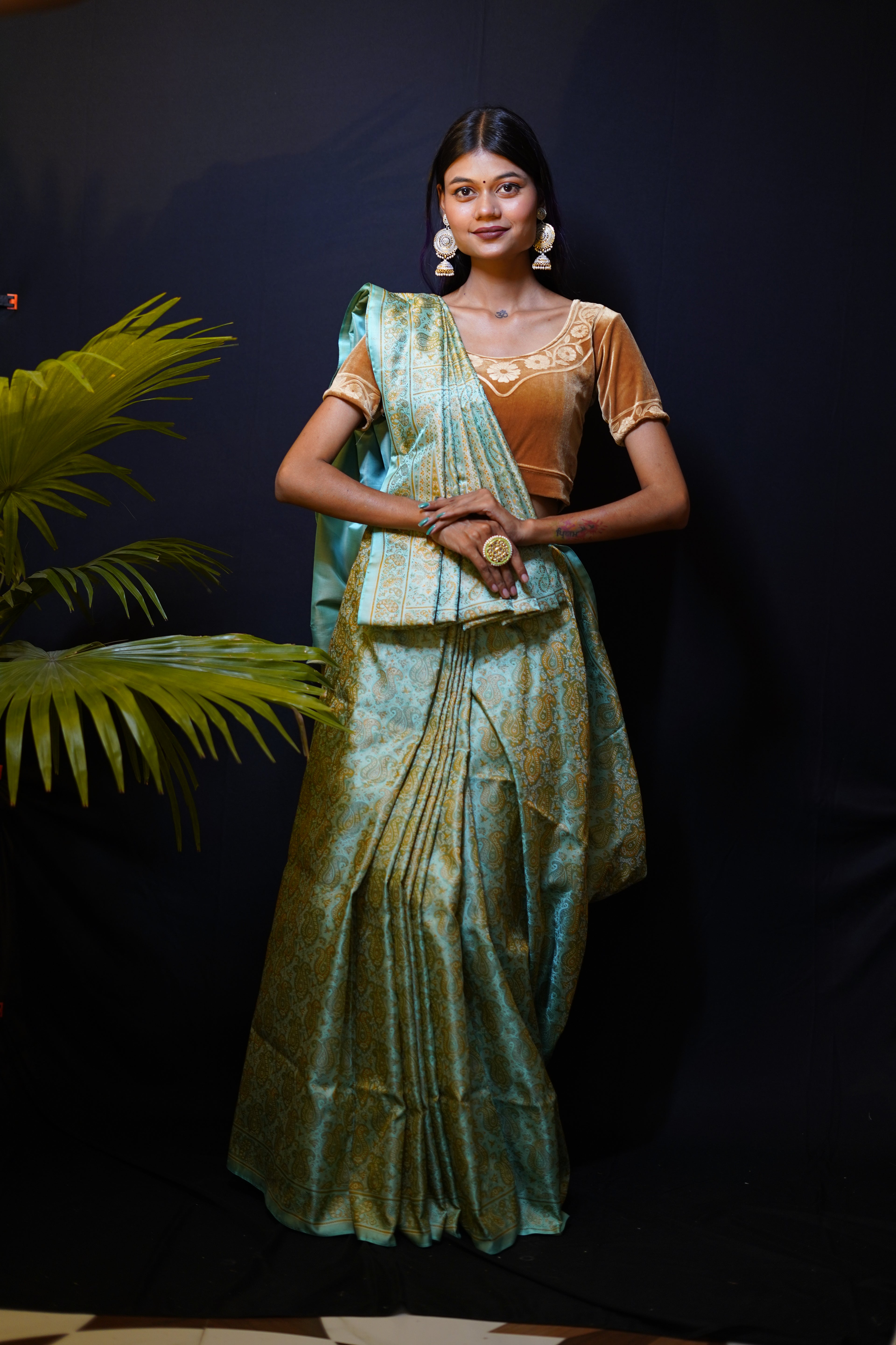 Pure Banarasi Handloom Katan Jamawar Saree