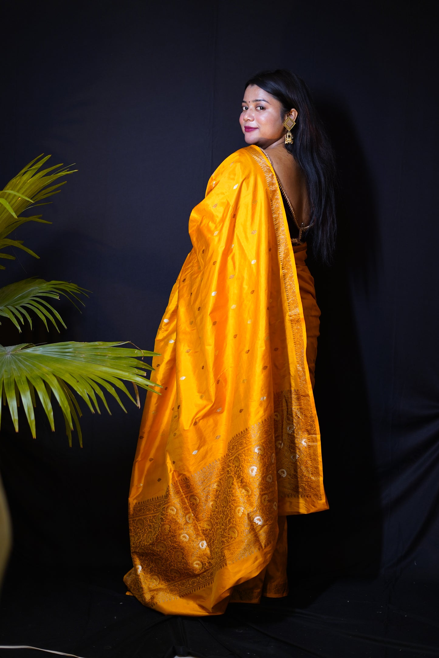 Pure Banarasi Handloom Katan Chinna Buti Saree