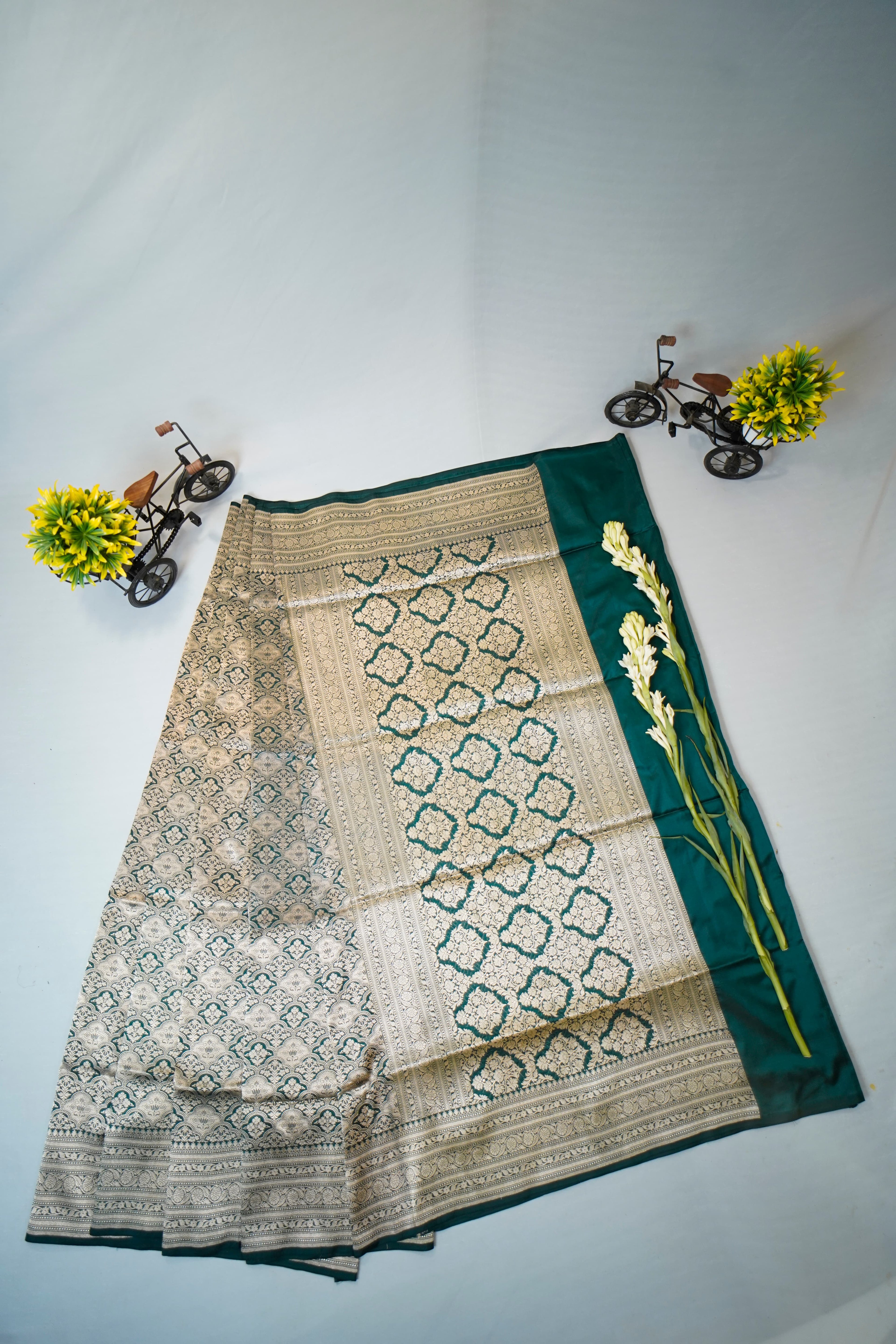 Pure Banarasi Handloom Katan Brocade Saree