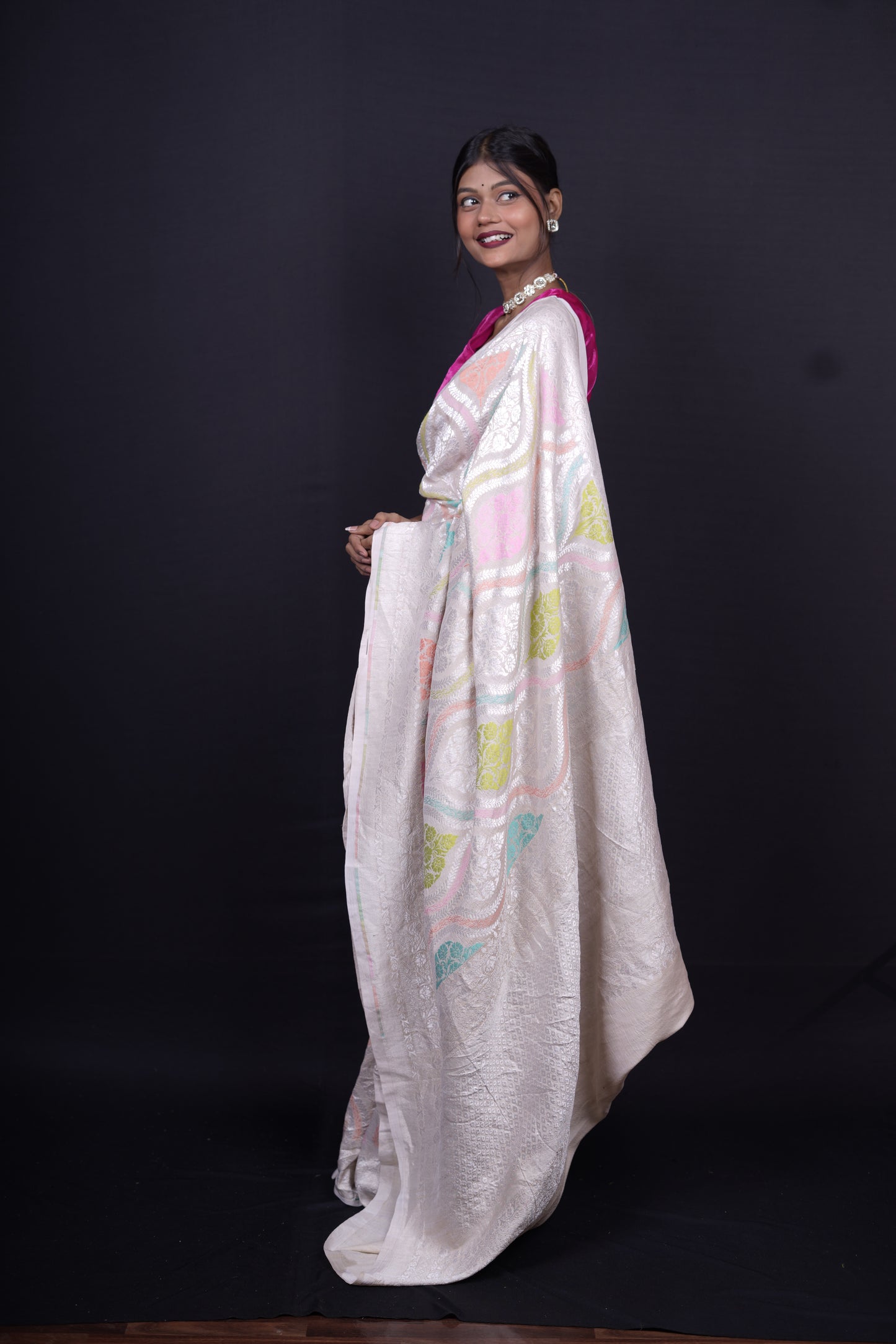 Pure Banarasi Handloom Tussar Georgette Saree