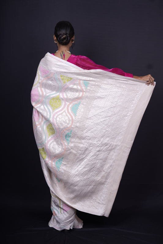 Pure Banarasi Handloom Tussar Georgette Saree