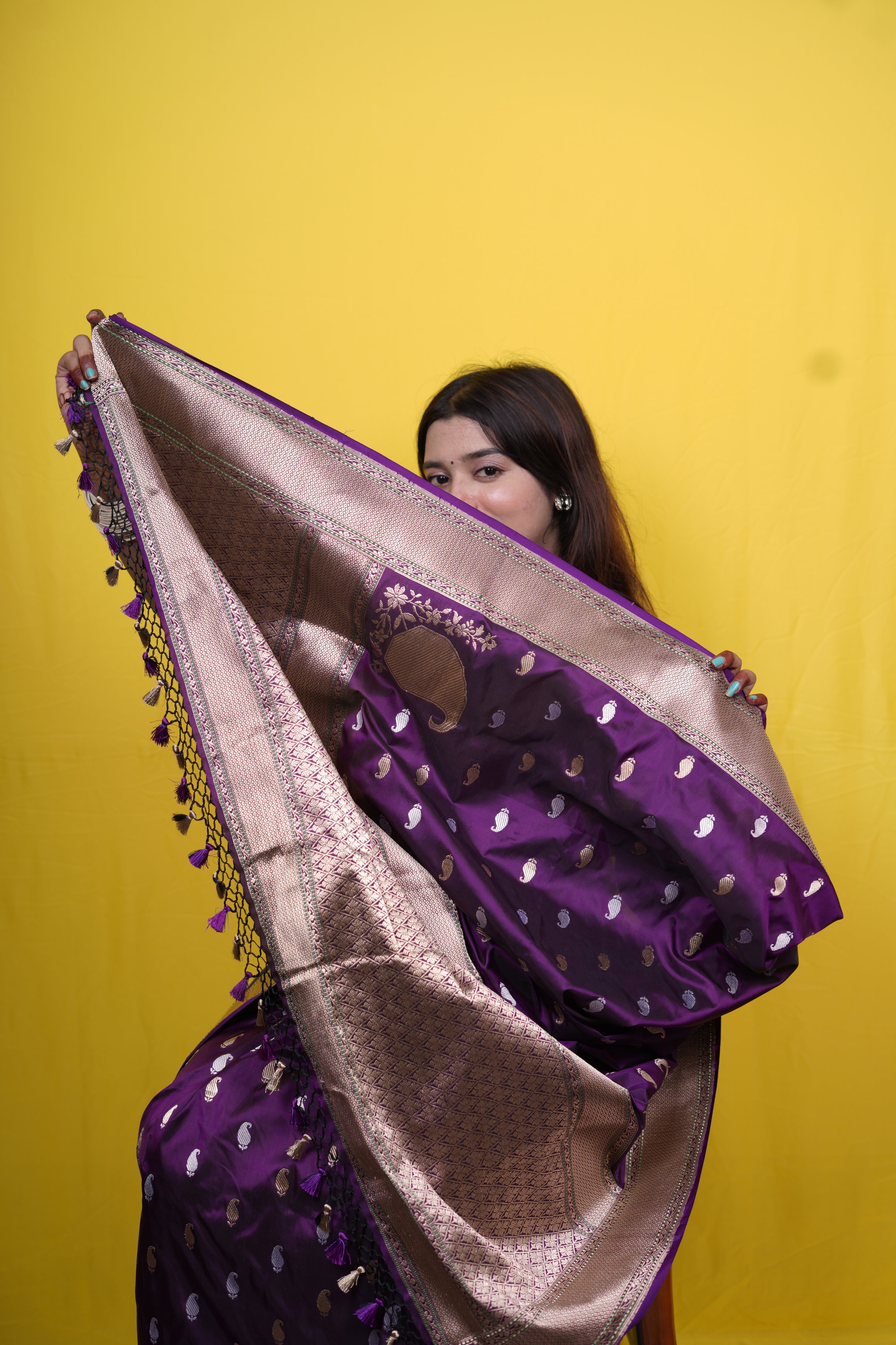 Pure Banarasi Handloom Katan Rupa Sona Buti Saree