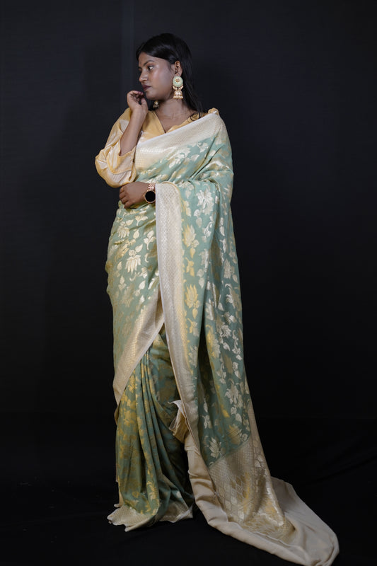 Pure Banarasi Handloom Khaddi Georgette Platinum Saree
