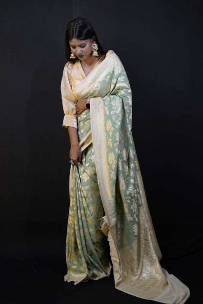 Pure Banarasi Handloom Moonga Georgette Saree
