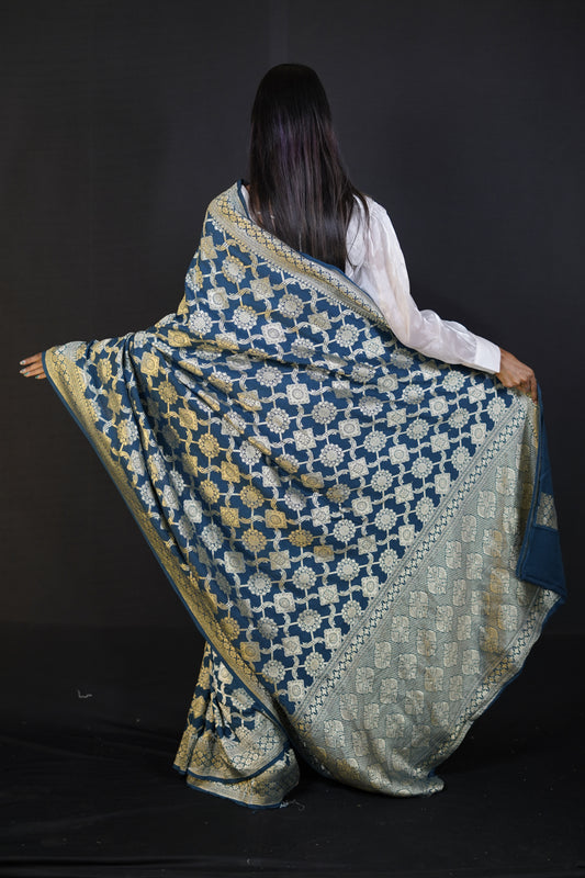 Pure Banarasi Handloom Moonga Georgette Saree