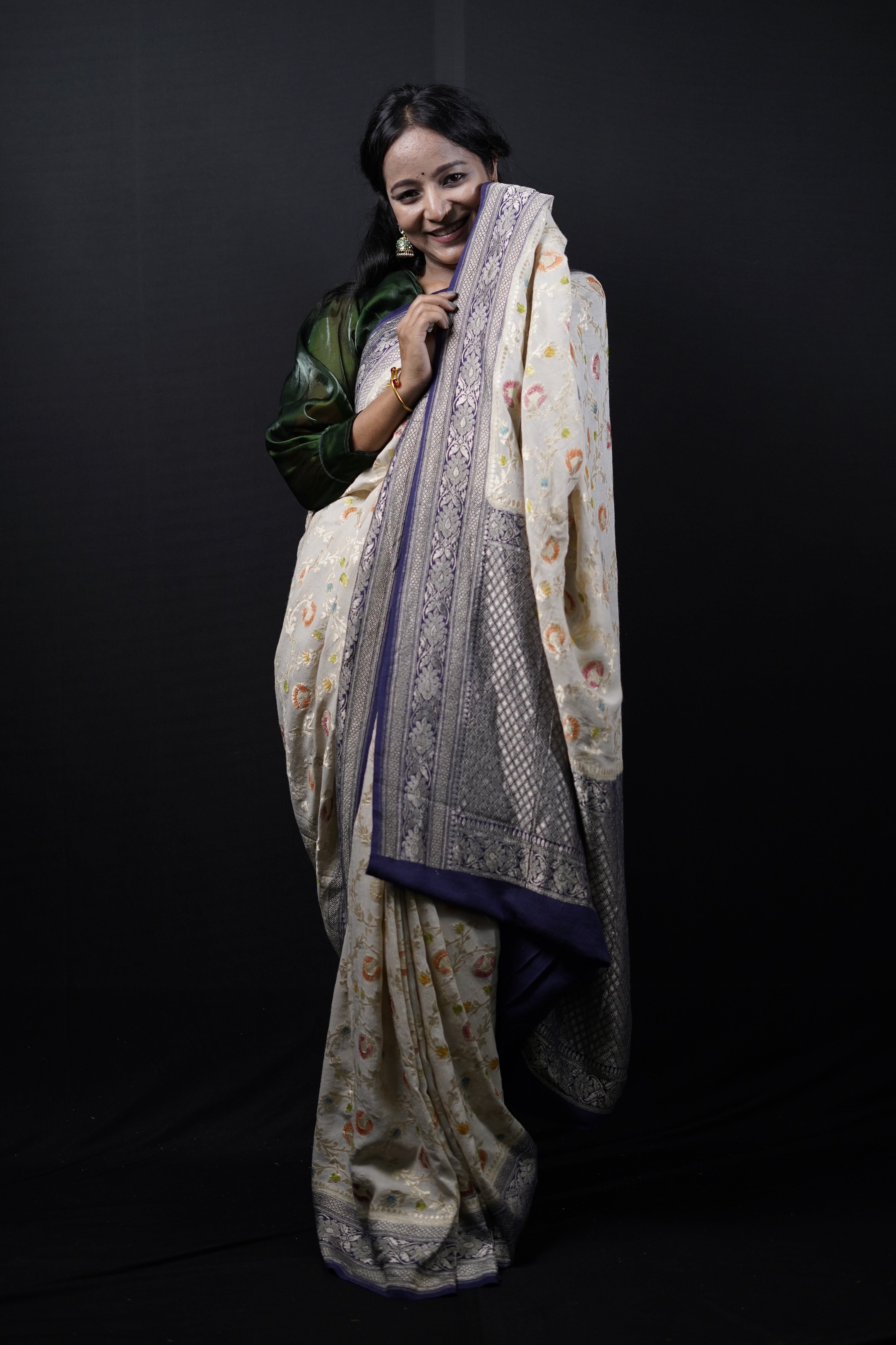 Pure Banarasi Handloom Moonga Georgette Saree
