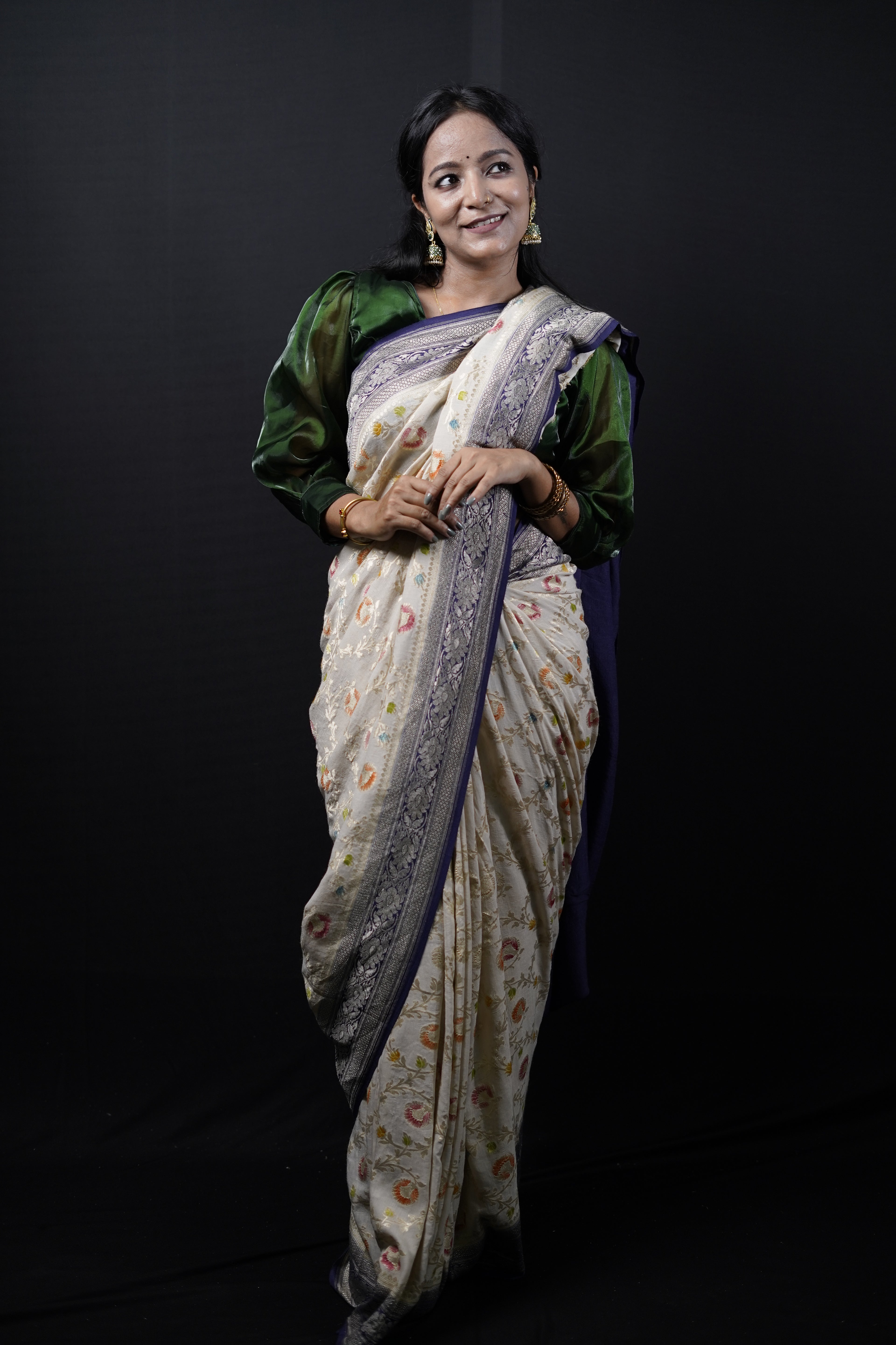 Pure Banarasi Handloom Moonga Georgette Saree