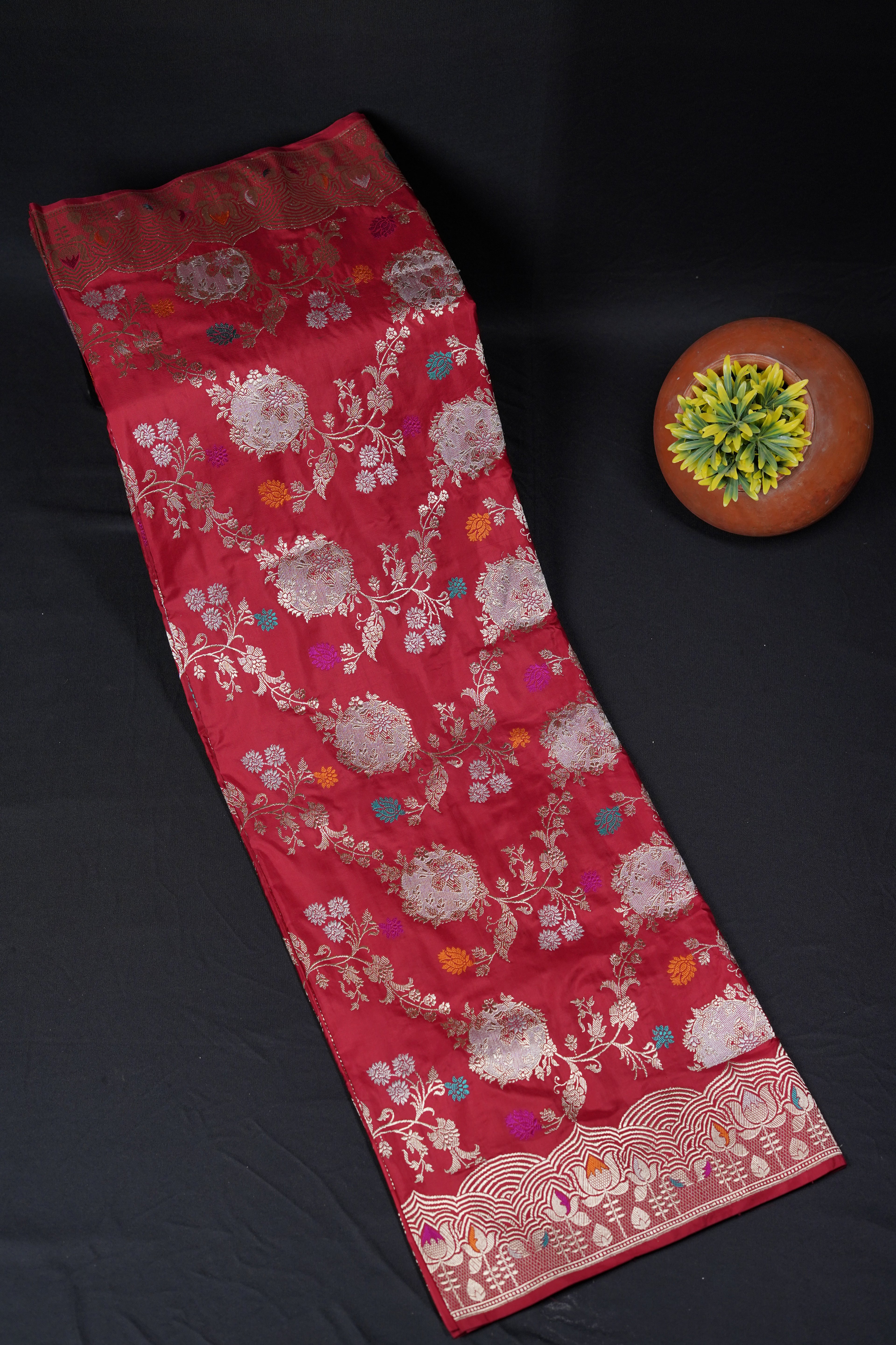 Pure Banarasi Handloom Katan Kadhwa Tilfi Jangla Saree