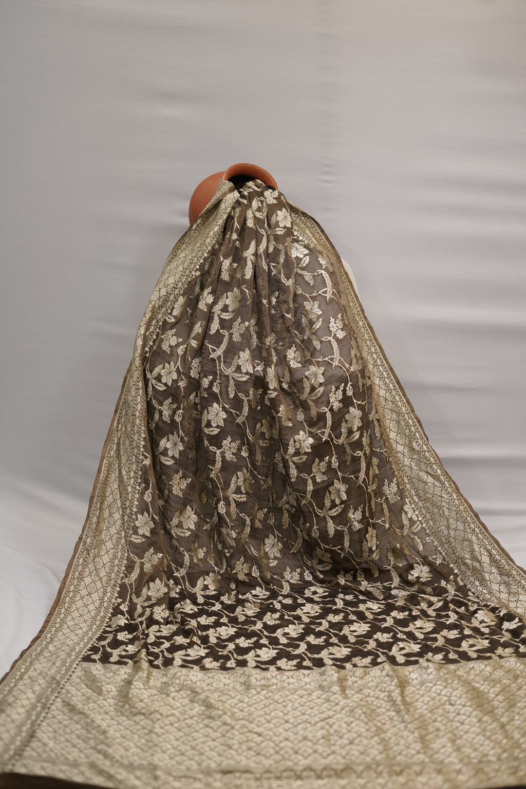 Pure Banarasi Handloom Khaddi Georgette Tissue Saree