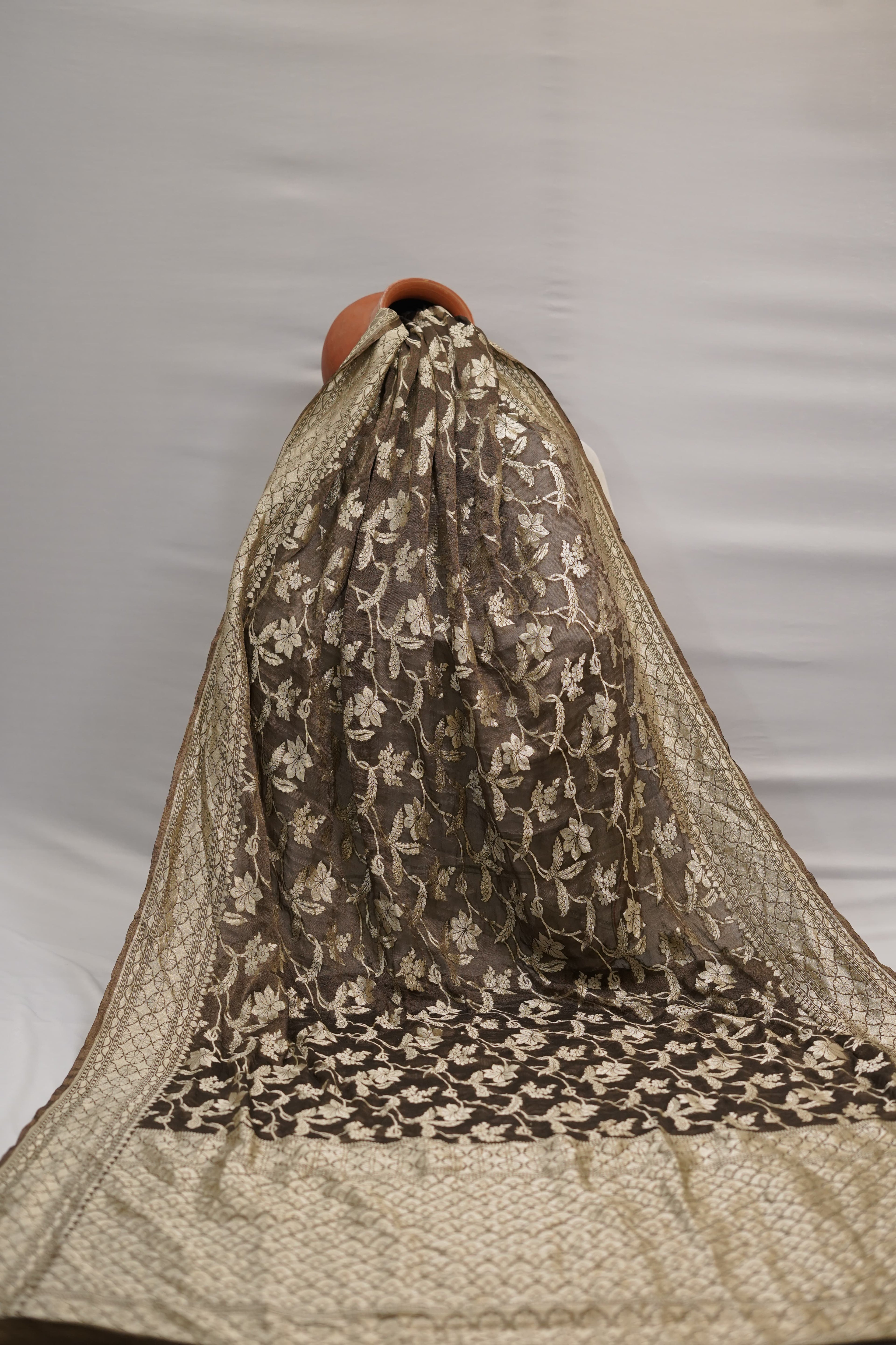 Pure Banarasi Handloom Khaddi Georgette Tissue Saree