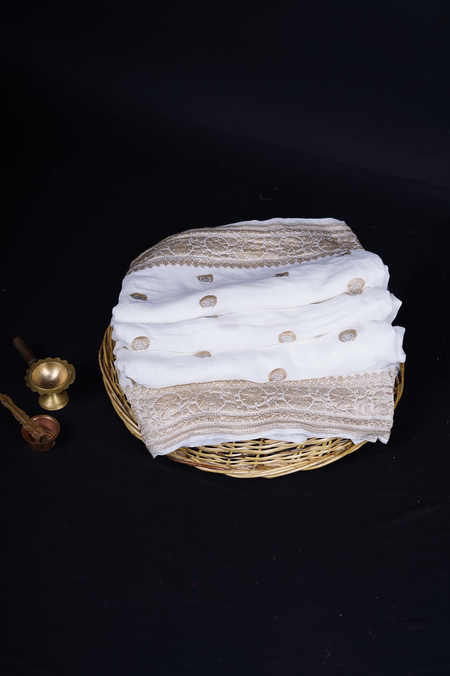 Pure Banarasi Handloom Khaddi Georgette Jangla Chand Tara Saree