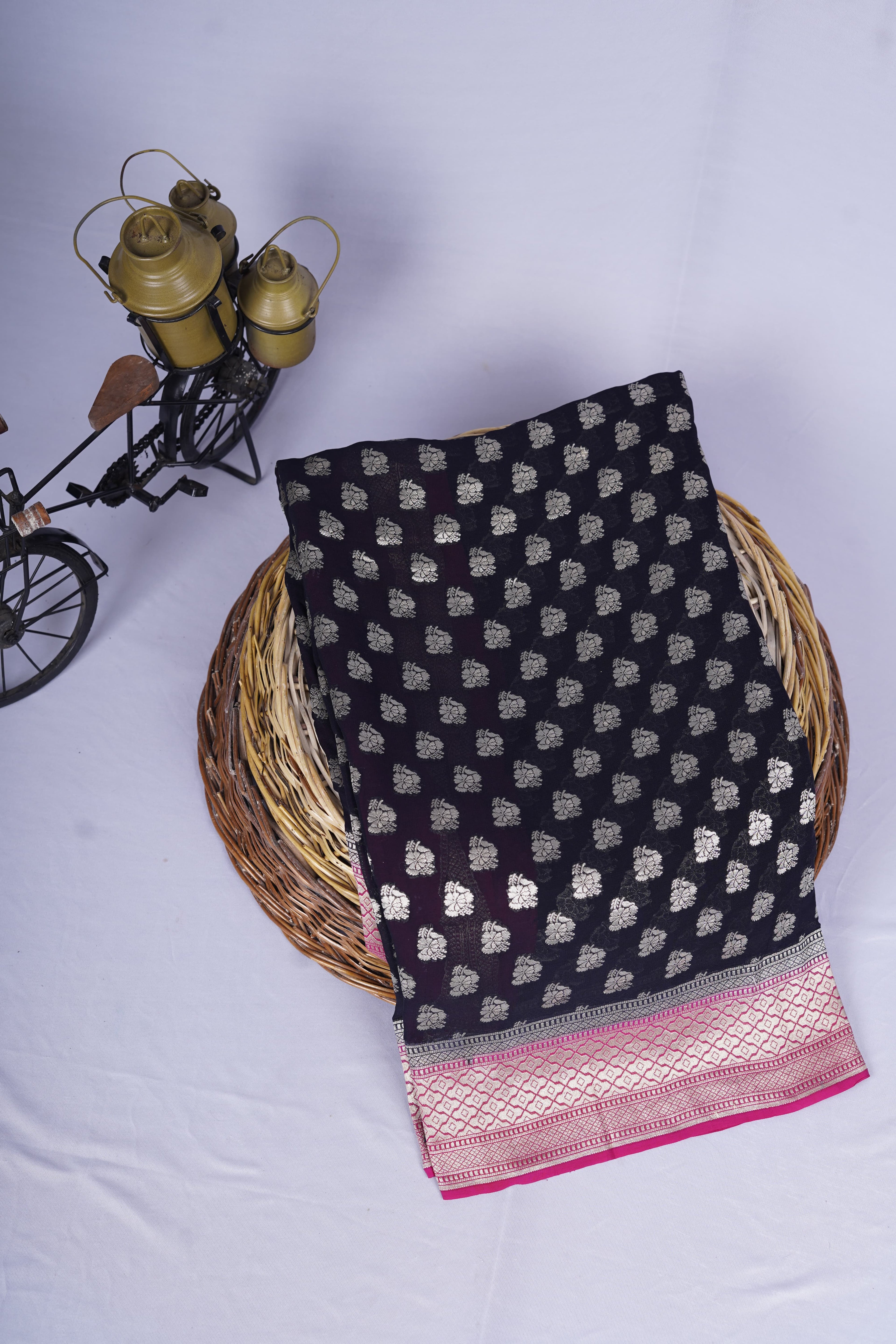 Pure Banarasi Handloom Khaddi Georgette Silver Buti Saree