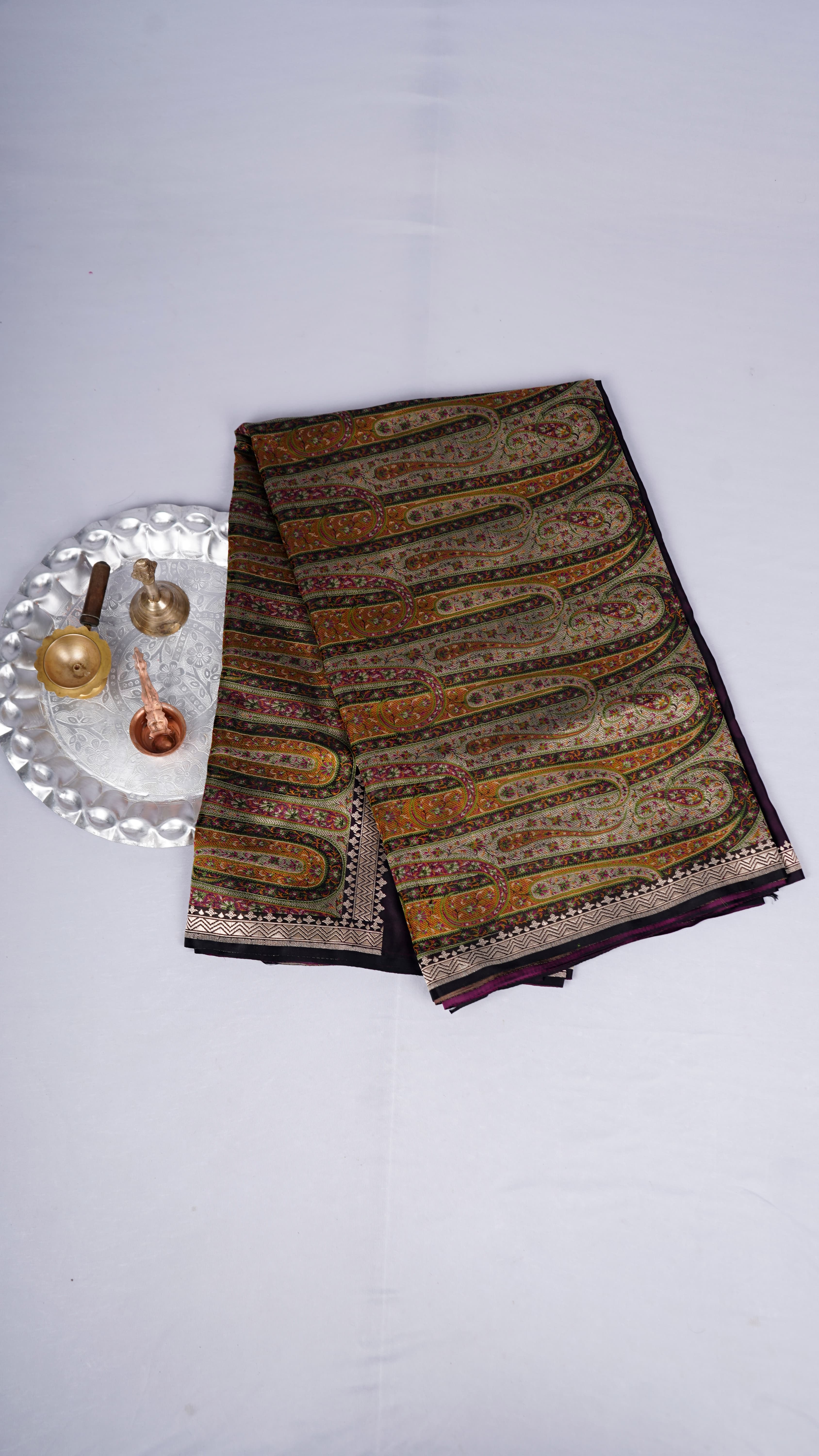 Pure Banarasi Handloom Katan Jamawar Saree