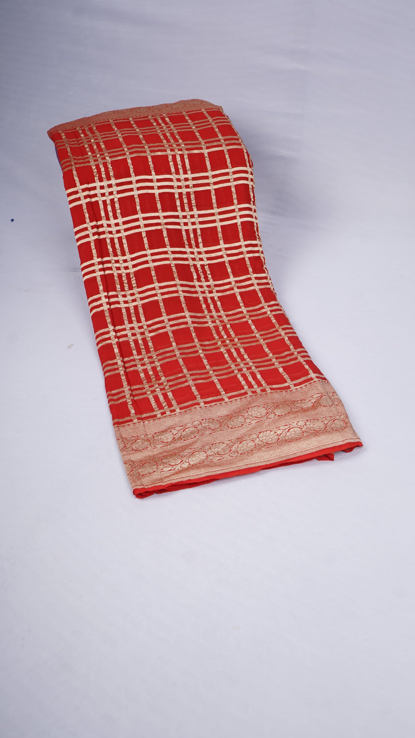 Pure Banarasi Handloom Khaddi Georgette Platinum Zari Saree