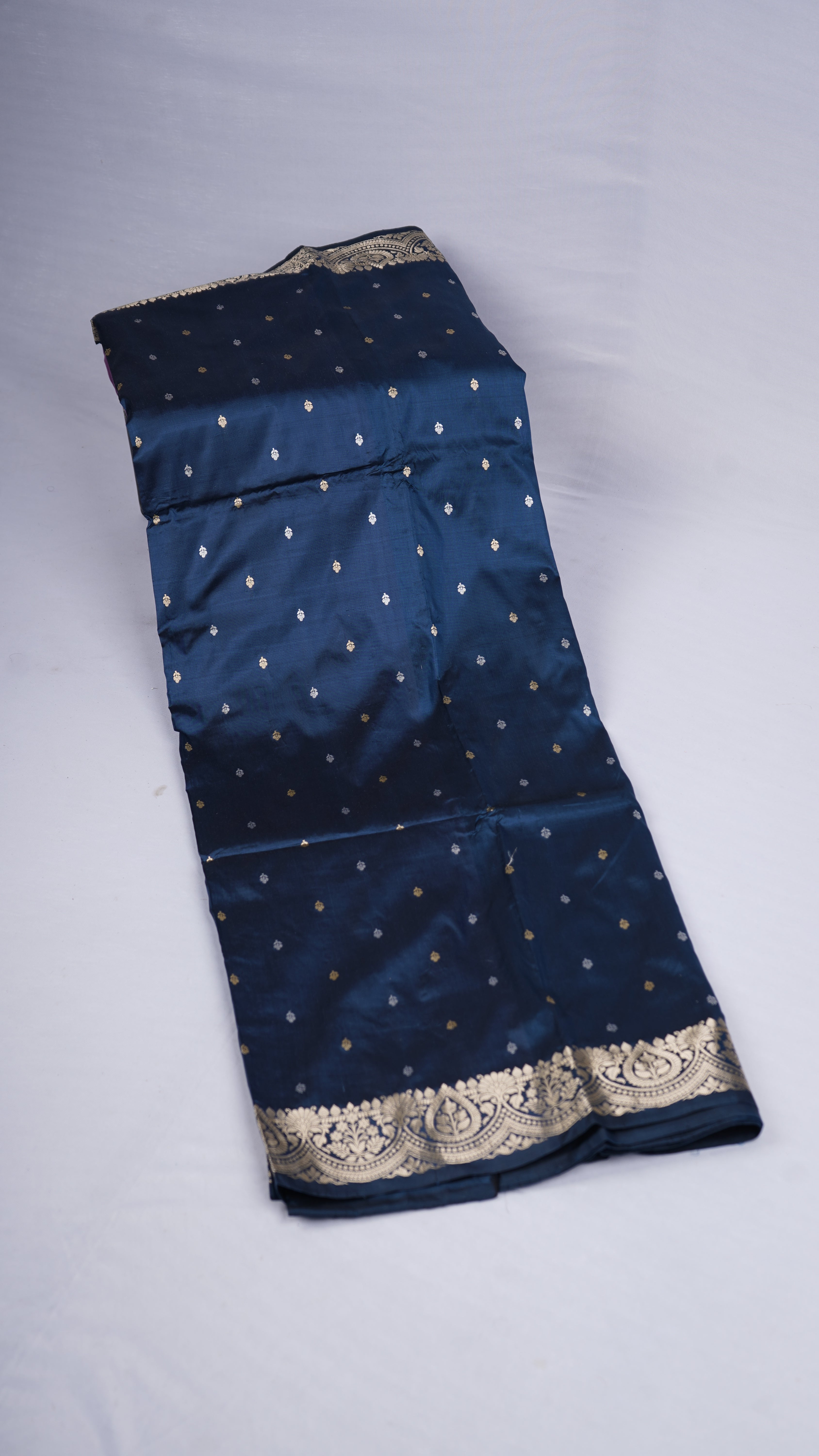 Pure Banarasi Handloom Katan Buti Saree