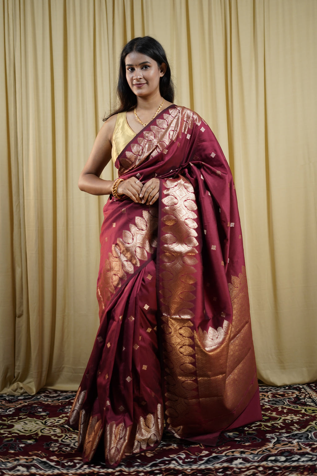 Pure Banarasi Handloom Traditional Boota Saree