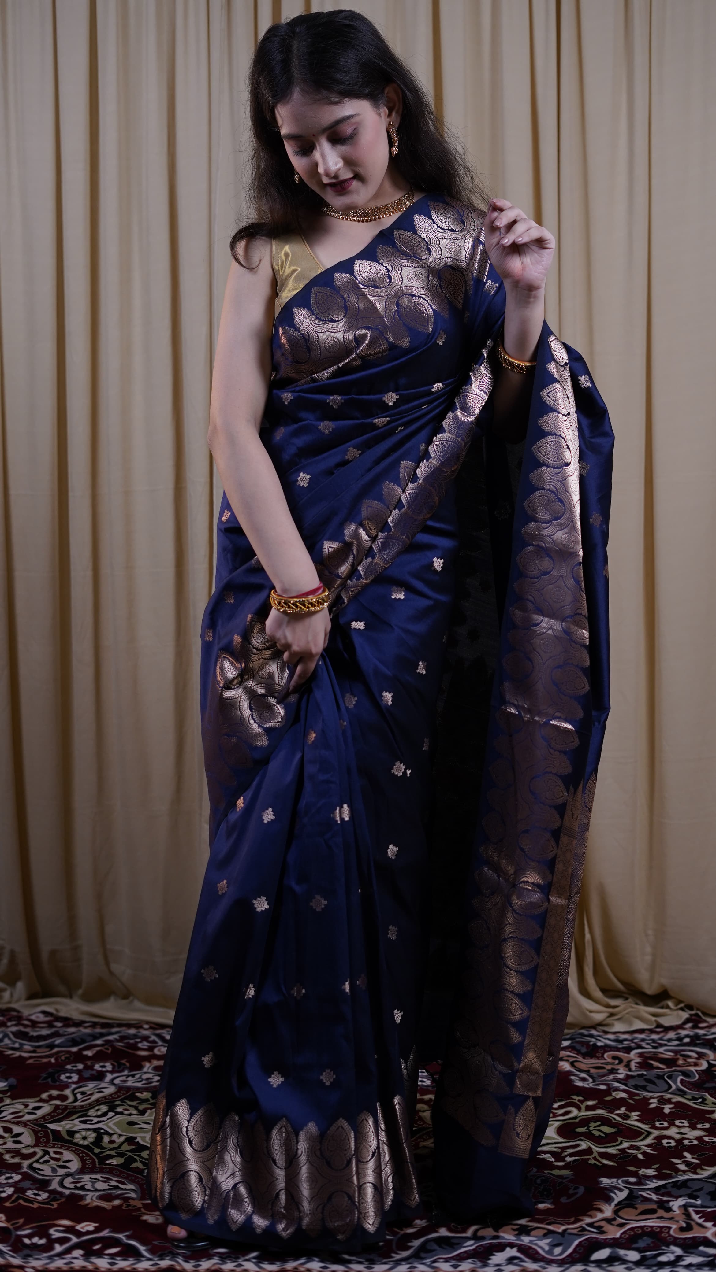 Pure Banarasi Handloom Katan Boota Saree