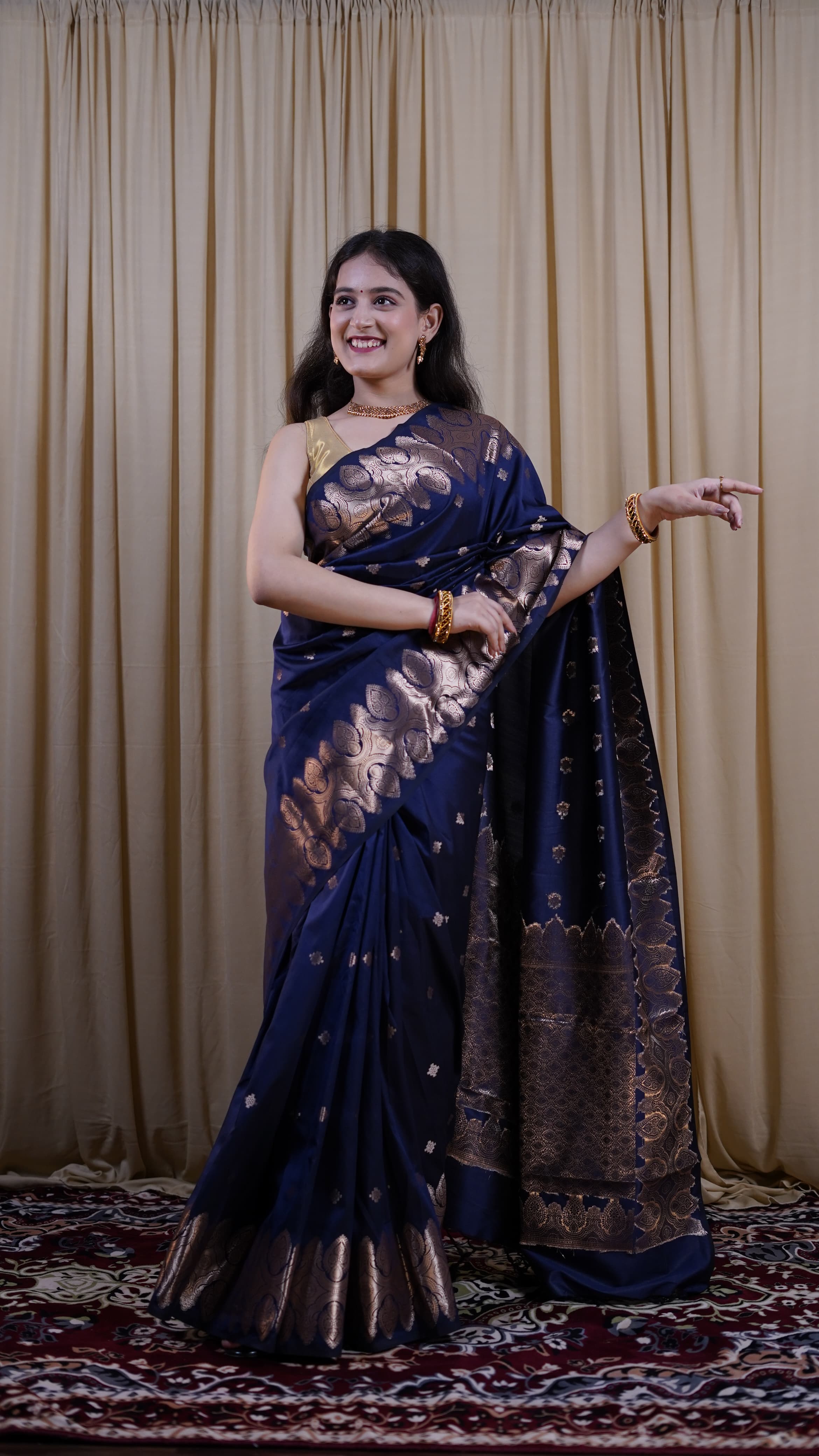 Pure Banarasi Handloom Katan Boota Saree