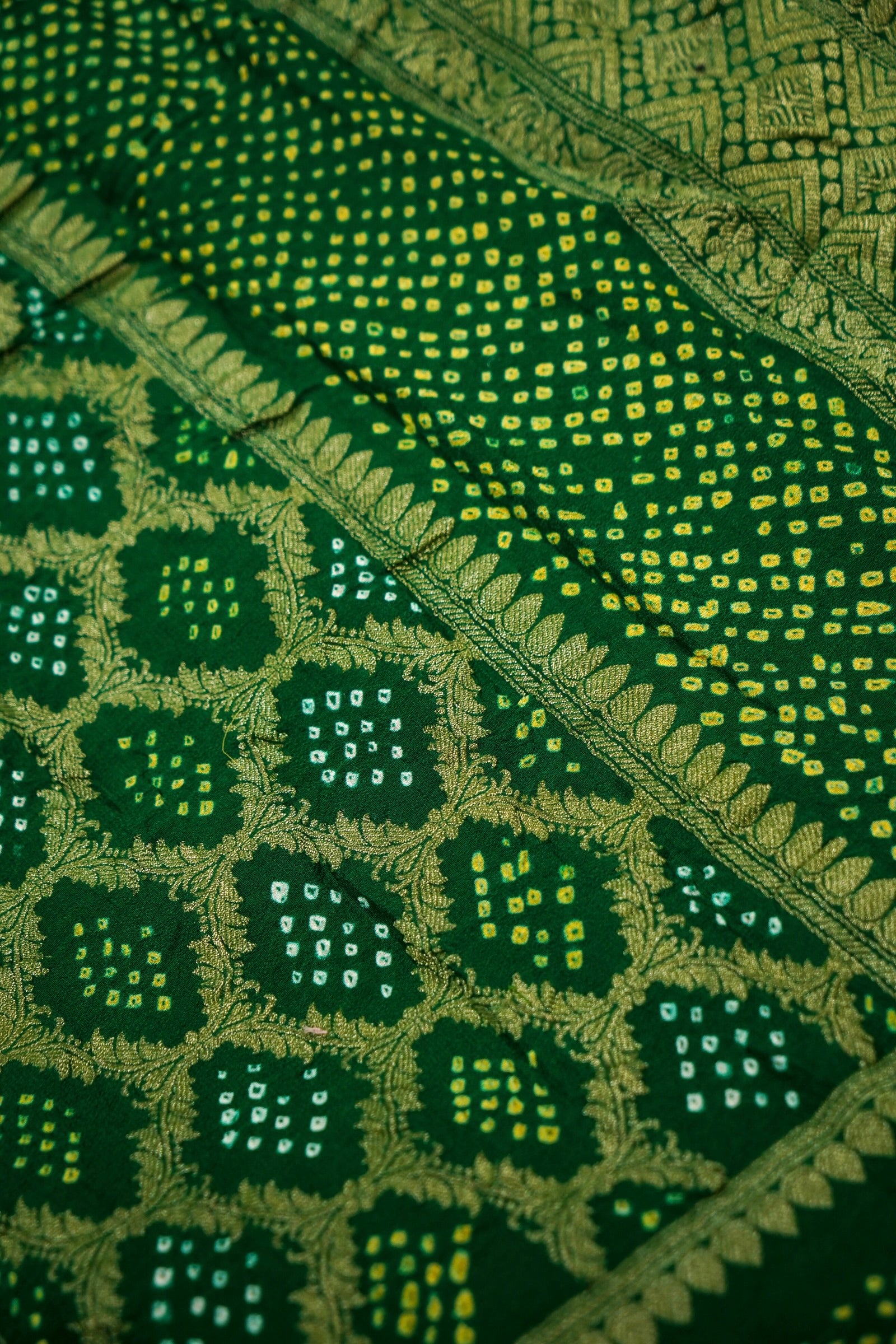 Pure Banarasi Handloom Khaddi Georgette Bandhej Saree