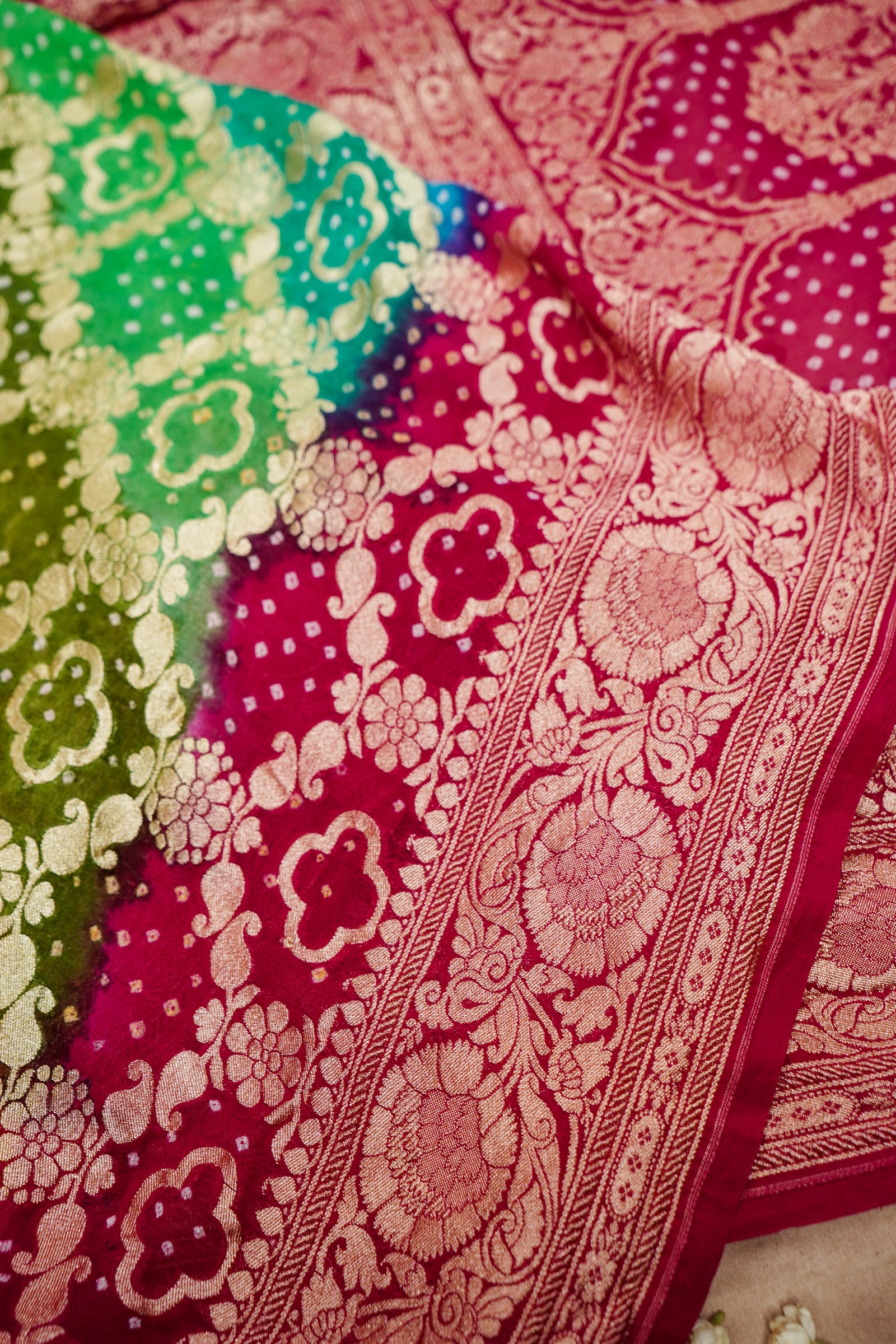 Pure Banarasi Handloom Khaddi Georgette Bandhani Sada Multi Saree