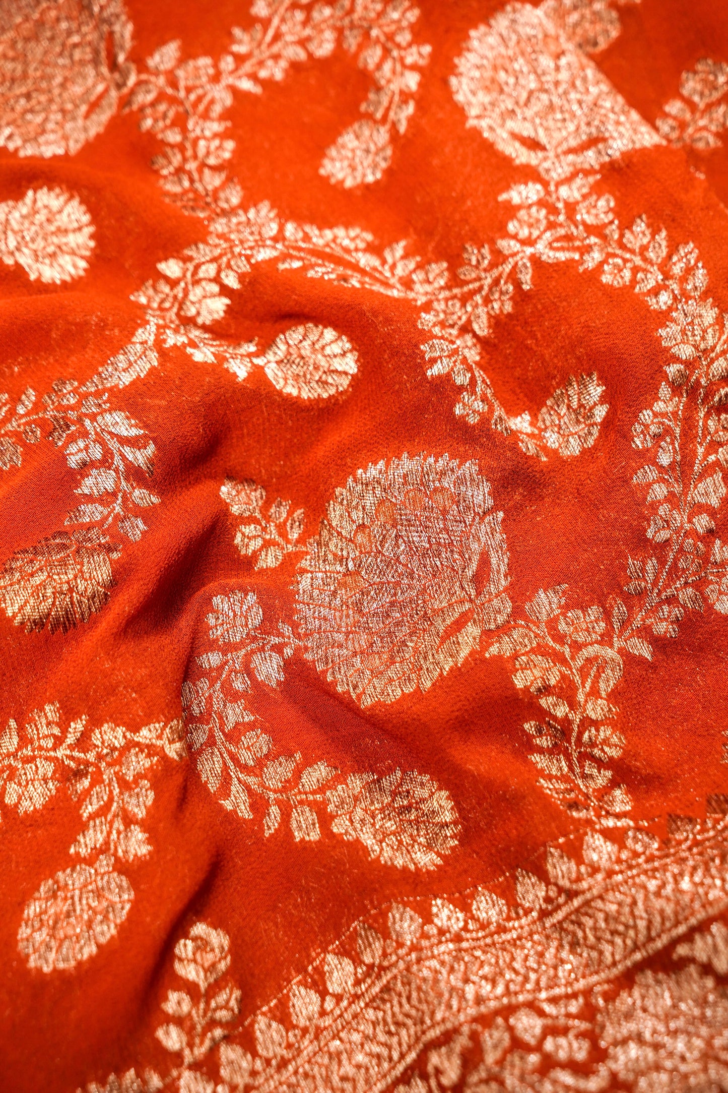 Pure Banarasi Handloom Khaddi Georgette Antique Jaal Sada Saree