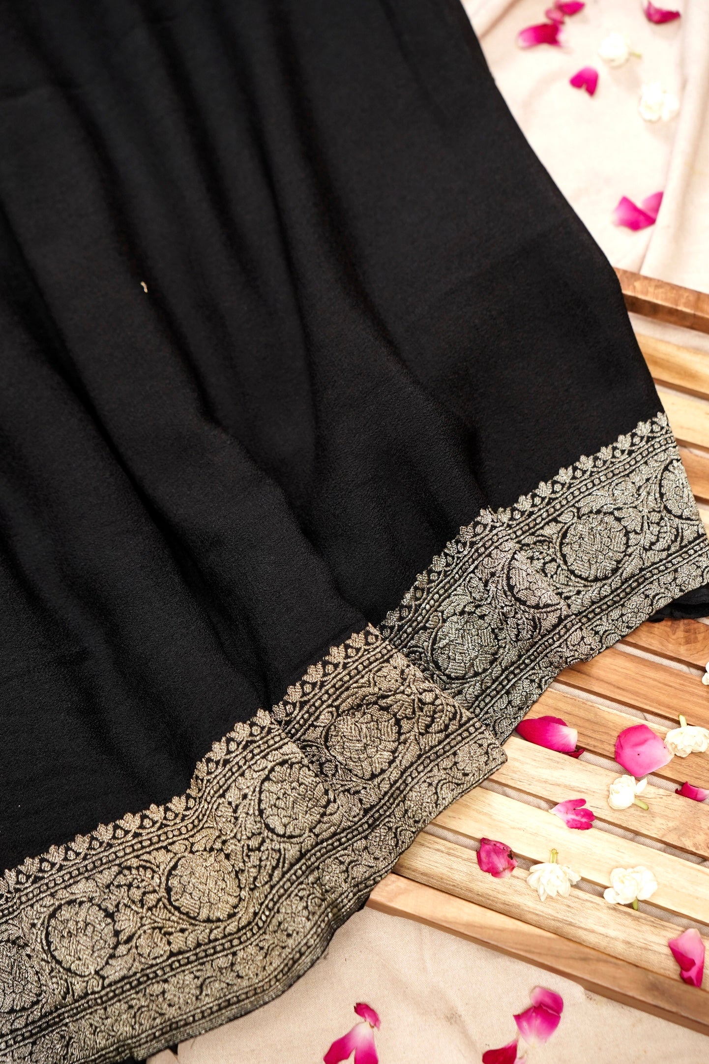 Pure Banarasi Handloom Khaddi Georgette Real Zari Valkalam Saree