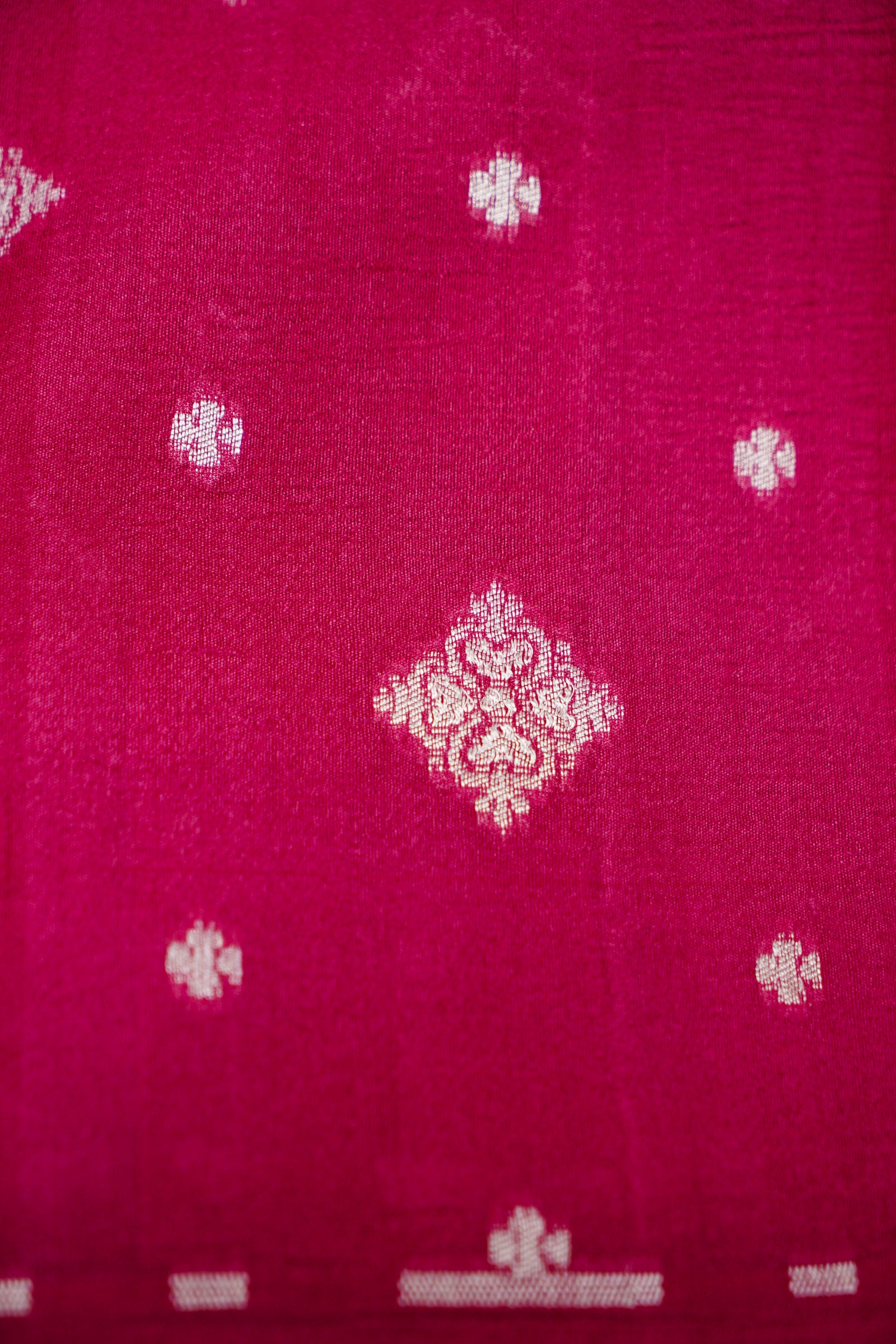 Pure Banarasi Handloom Tussar Georgette Paithani Saree