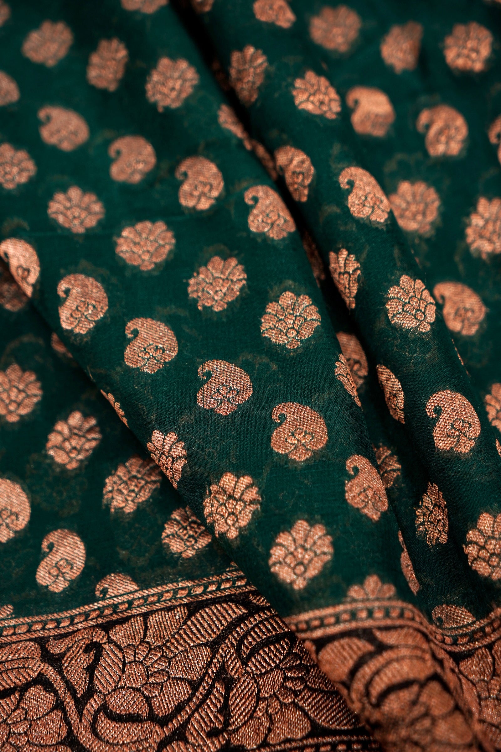 Pure Banarasi Handloom Khaddi Georgette Copper Buti Saree