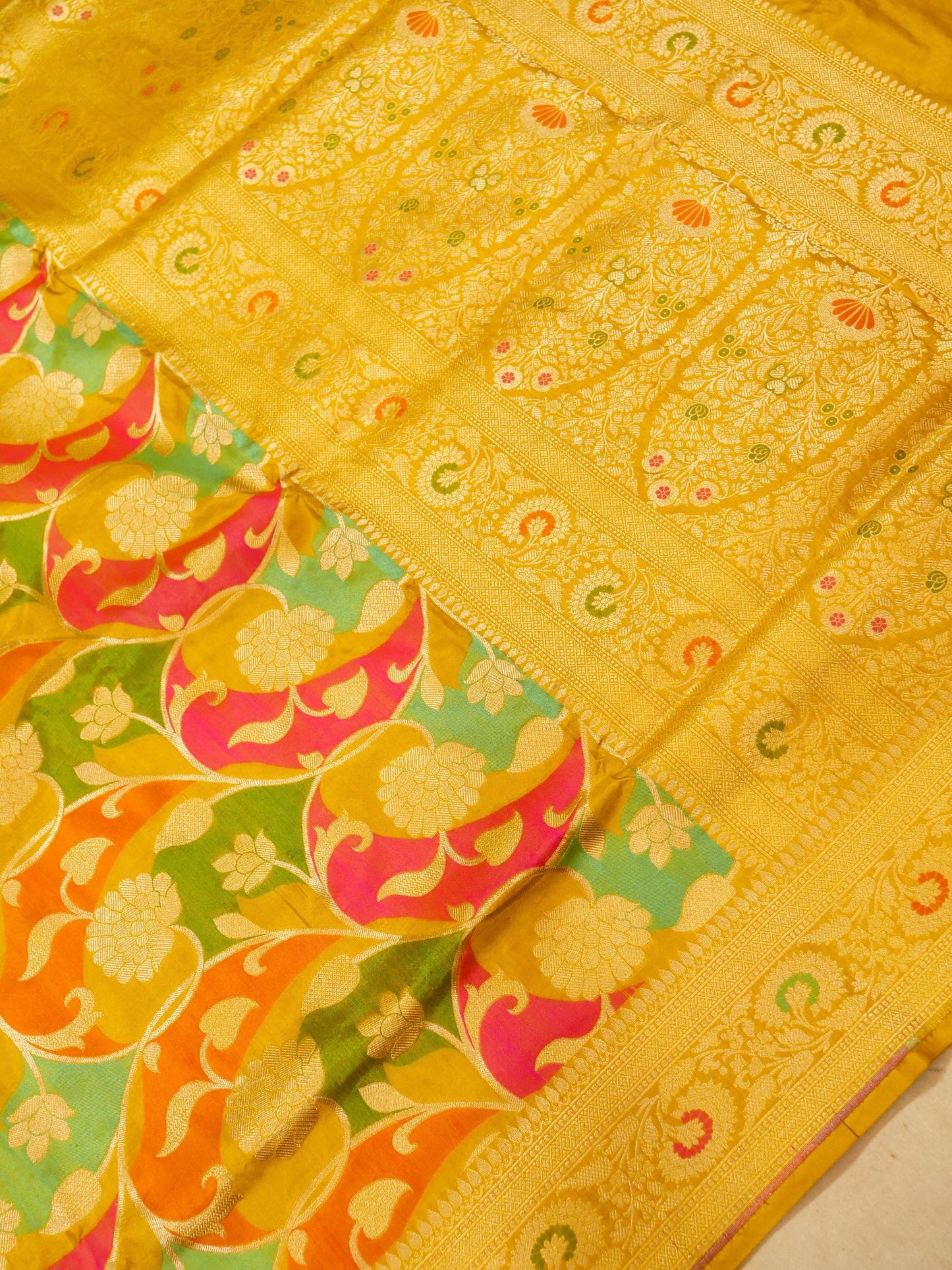 Pure Banarasi Handloom Katan Rangkaat Saree