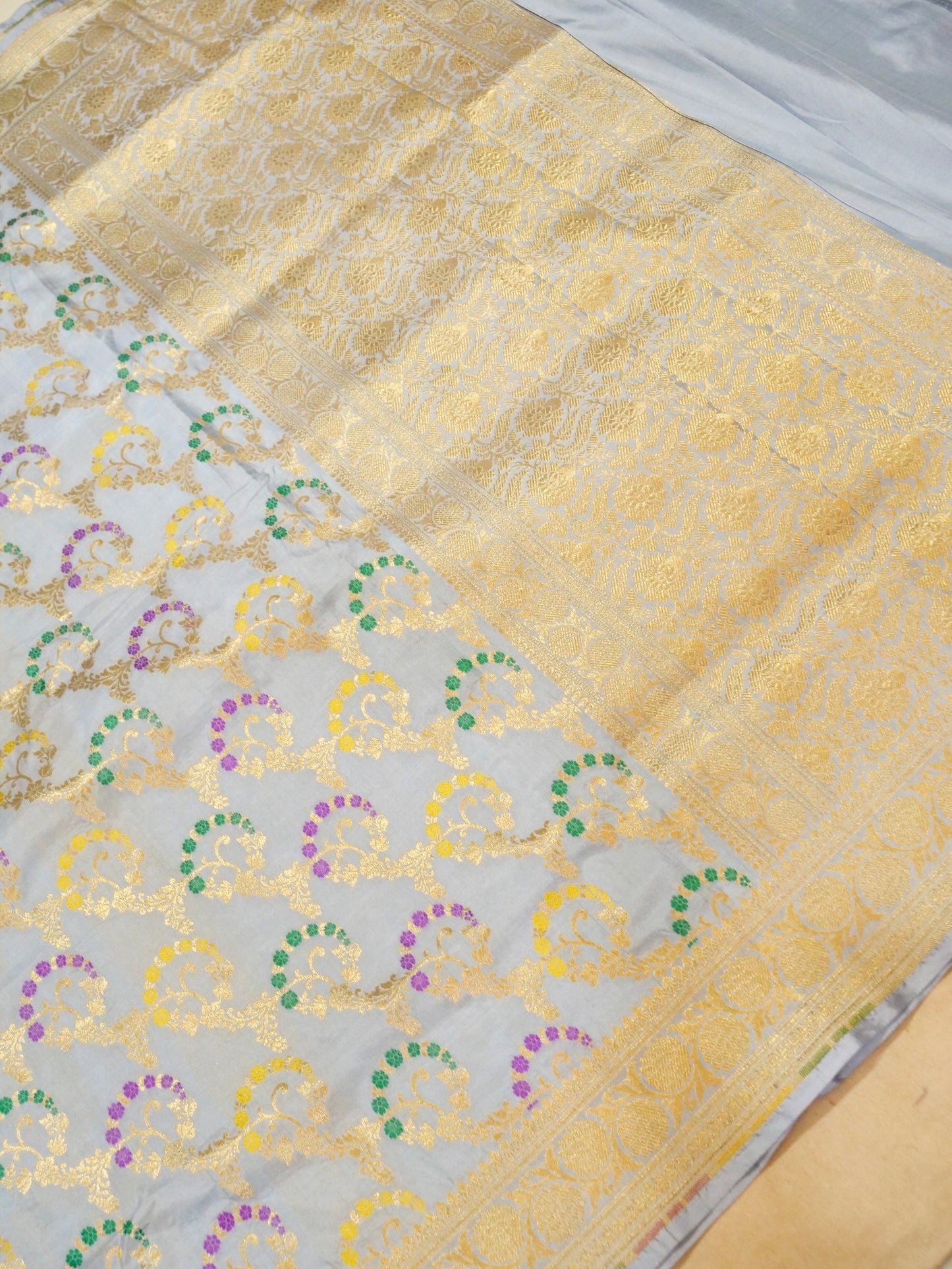Pure Banarasi Handloom Katan Jamdani Saree