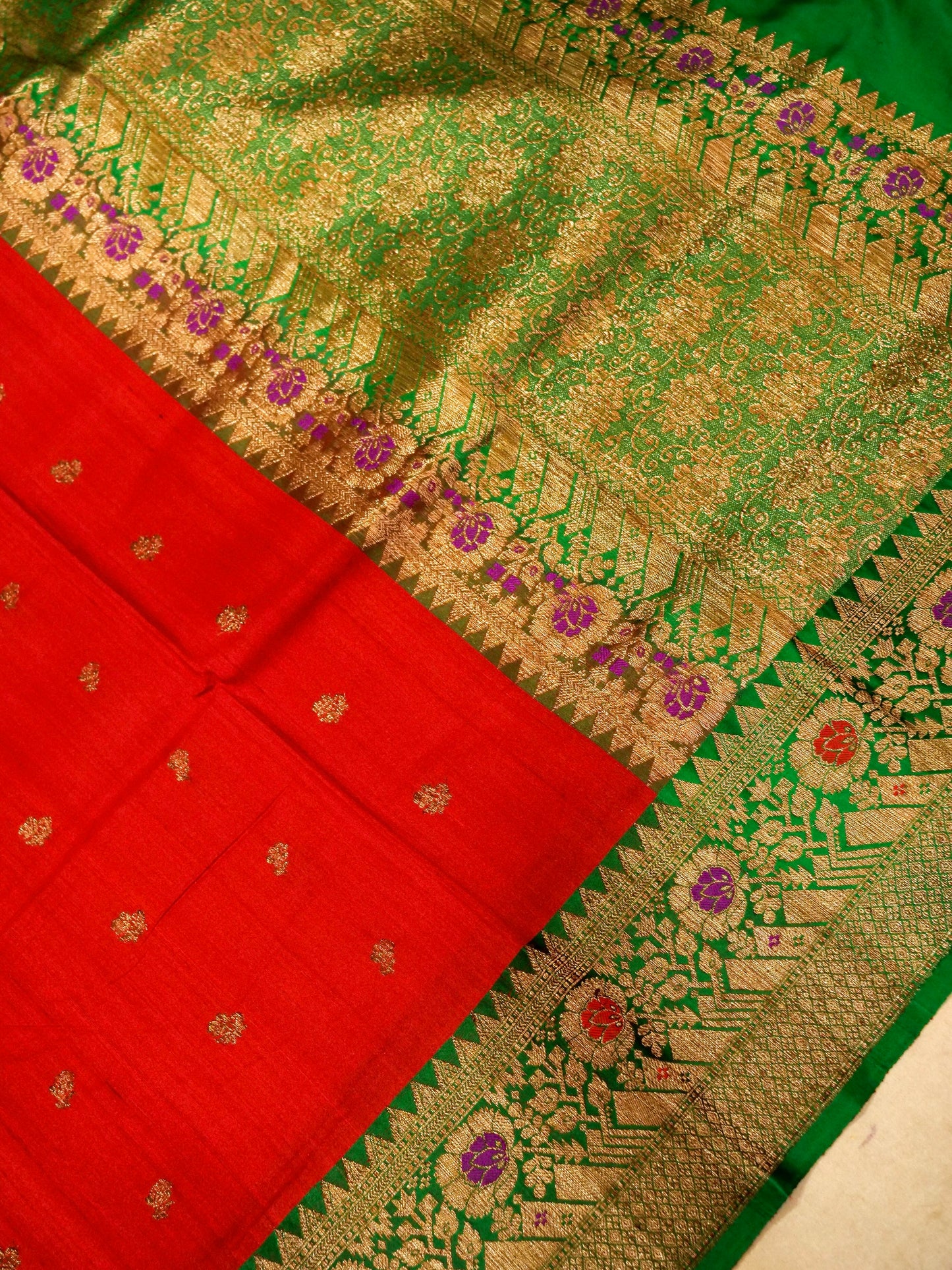 Pure Banarasi Handloom Tussar Boota Meena Saree