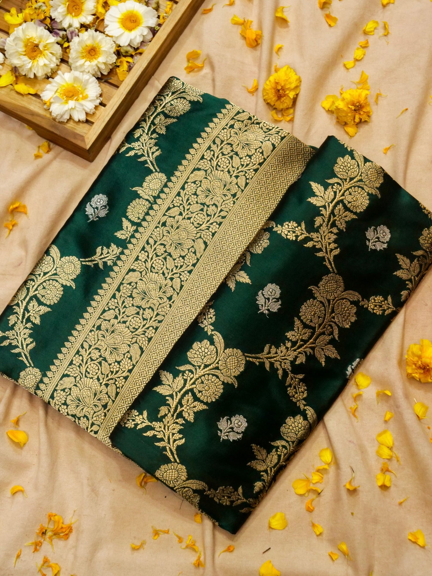 Pure Banarasi Handloom Katan Rupa Sona Kadhwa Jangla Saree